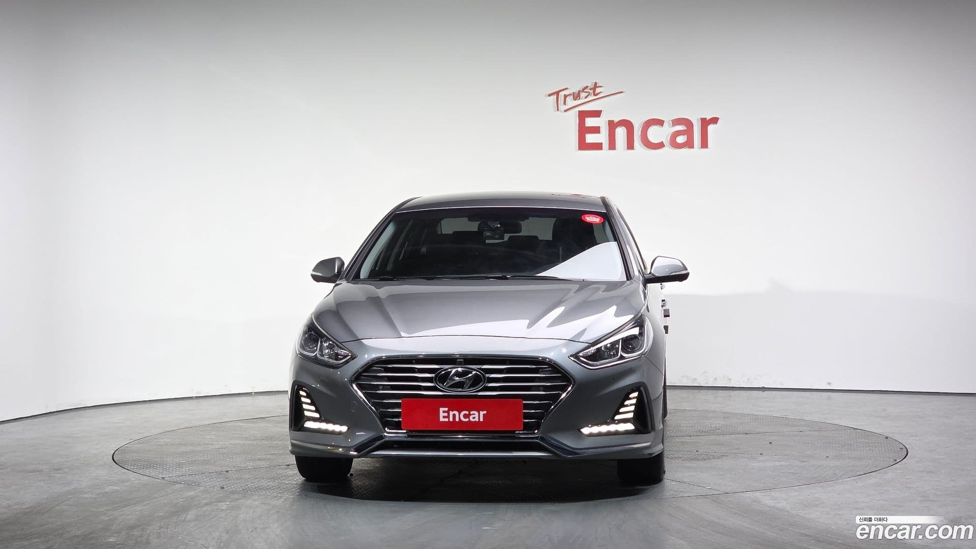 Main__Slider__Photo:Sonata Hyundai 2018.1-2