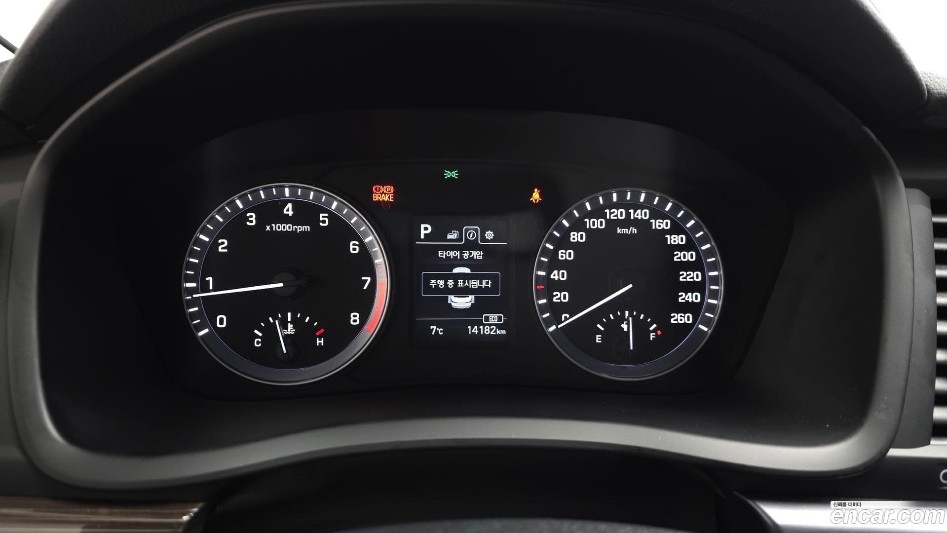 Main__Slider__Photo:Sonata Hyundai 2018.1-7