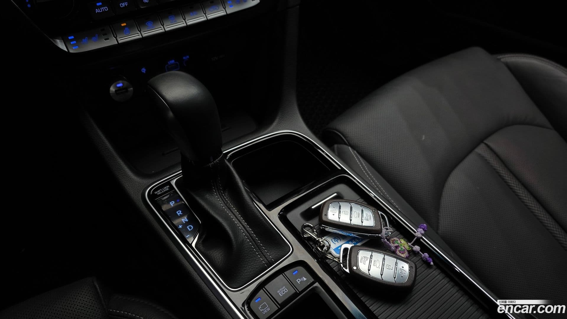 Main__Slider__Photo:Sonata Hyundai 2018.1-8