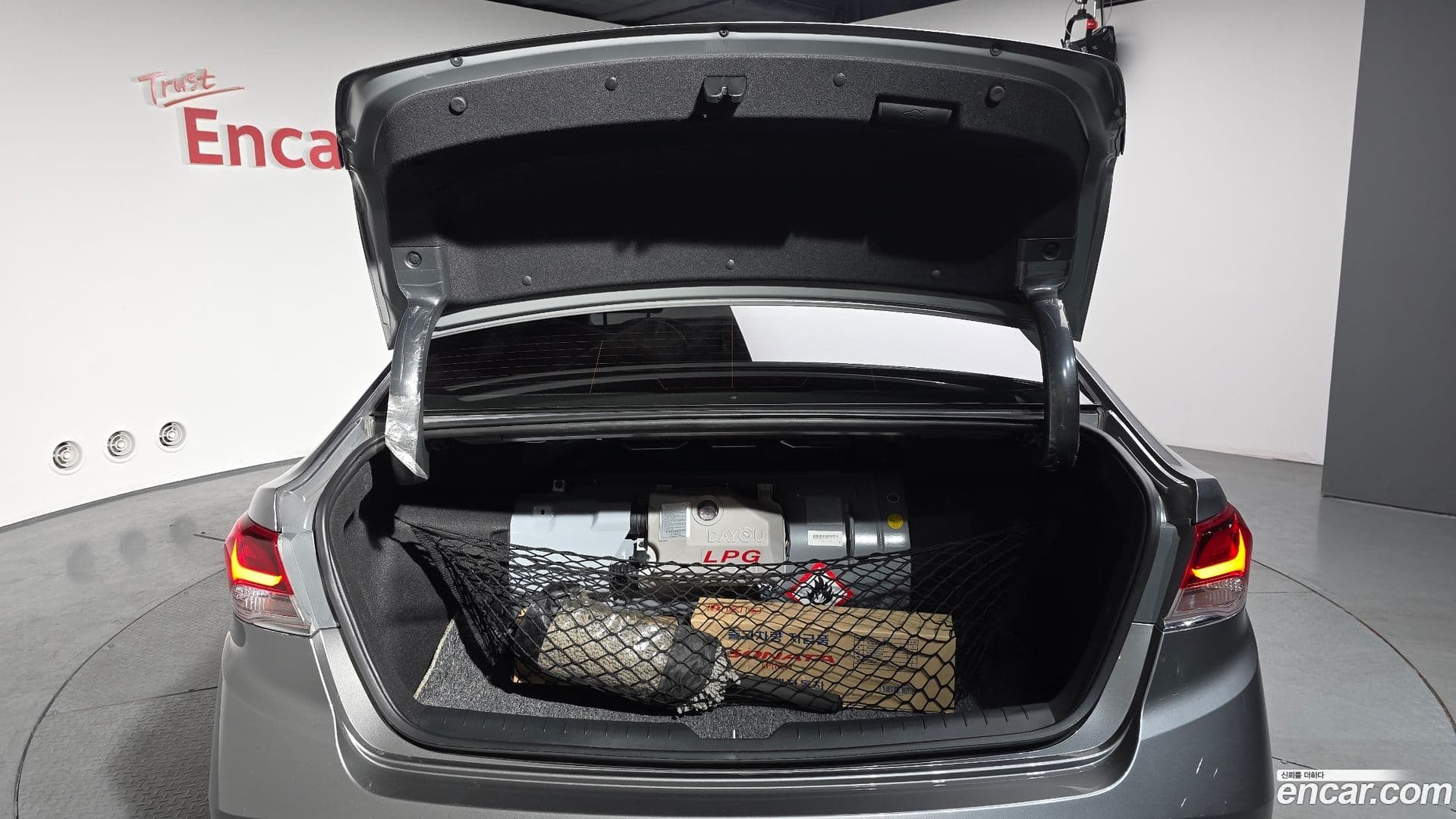 Main__Slider__Photo:Sonata Hyundai 2018.1-19