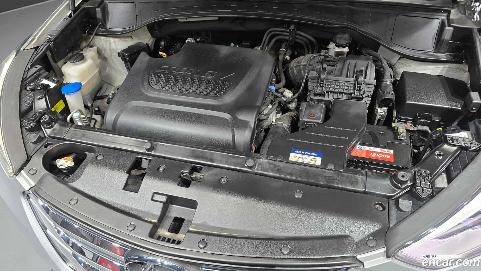 Santafe Hyundai 2013.2-INNER-006