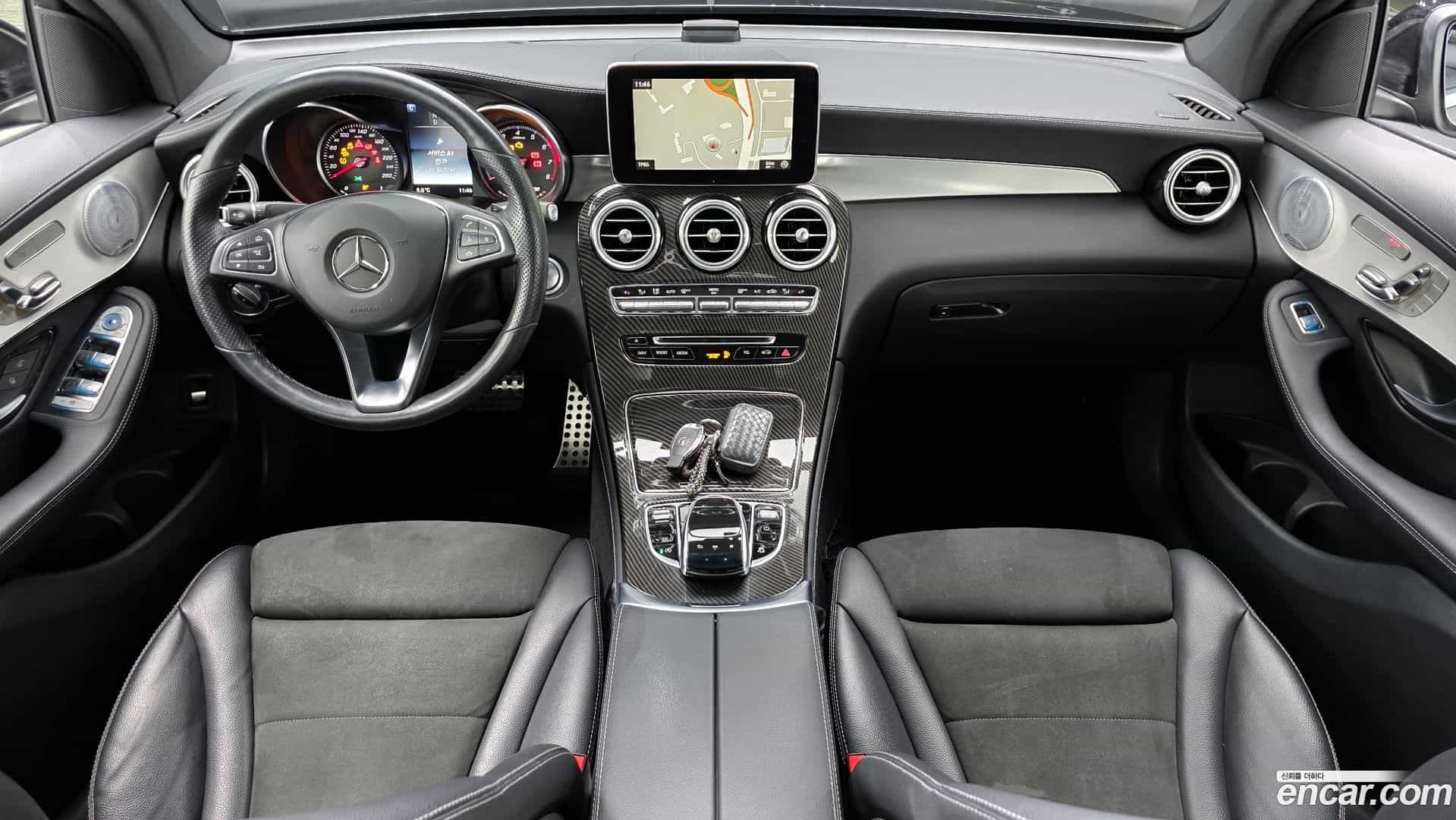 GLC-Class Mercedes-Benz 2019.6-INNER-007