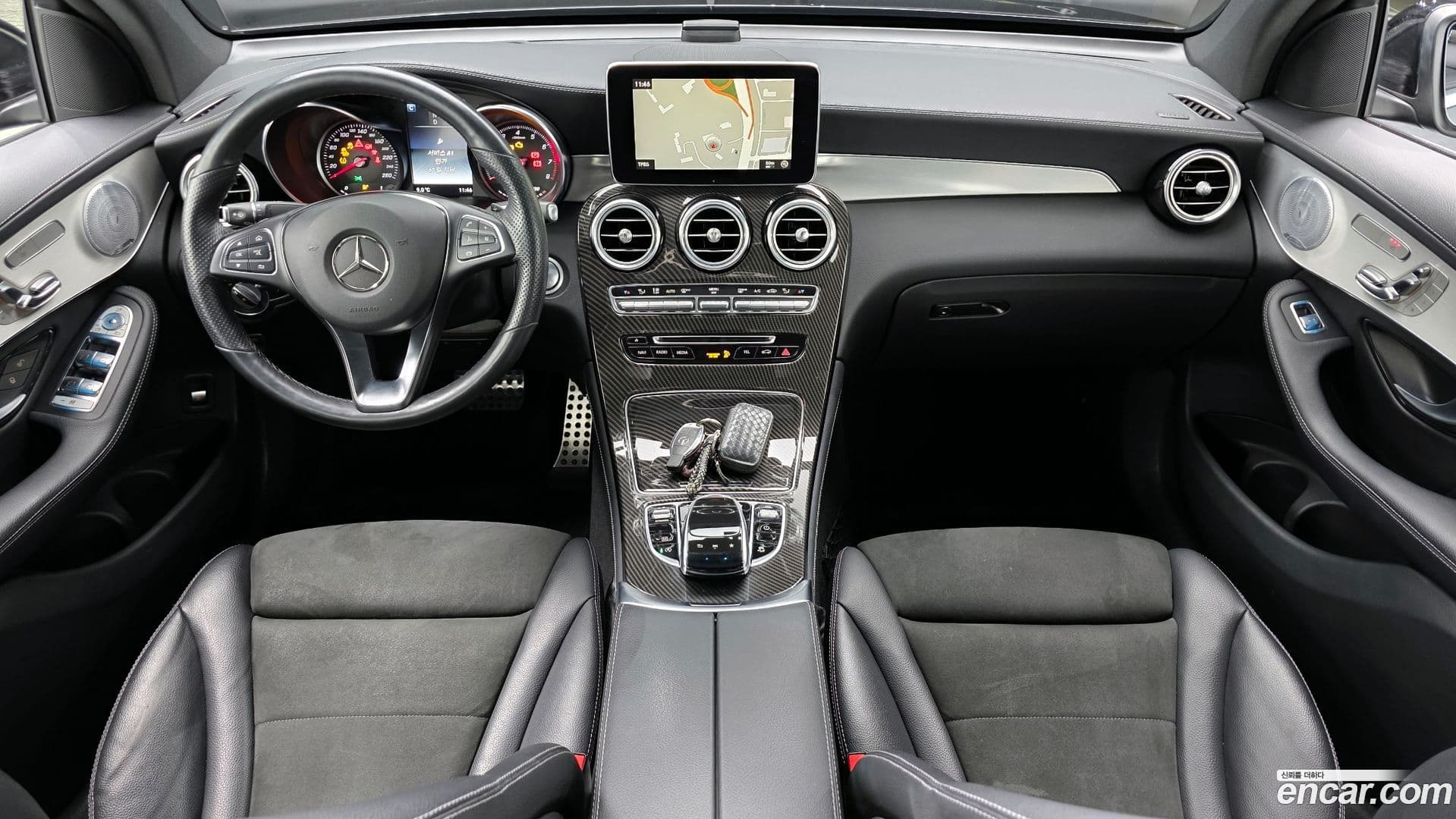 Main__Slider__Photo:GLC-Class Mercedes-Benz 2019.6-6