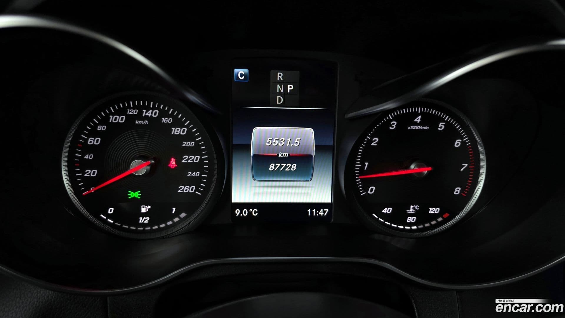 Main__Slider__Photo:GLC-Class Mercedes-Benz 2019.6-7