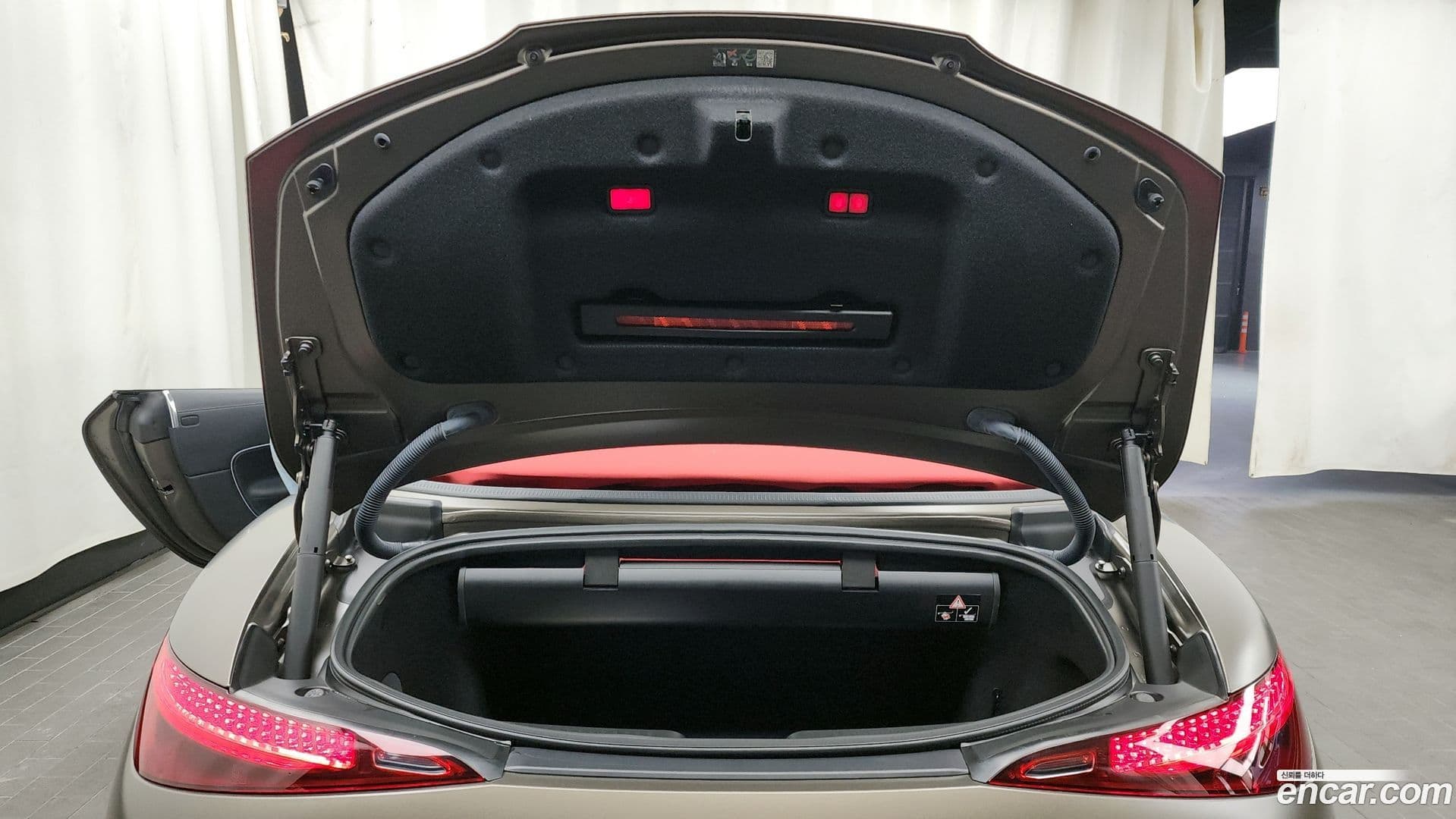 Main__Slider__Photo:SL-Class Mercedes-Benz 2023.5-19