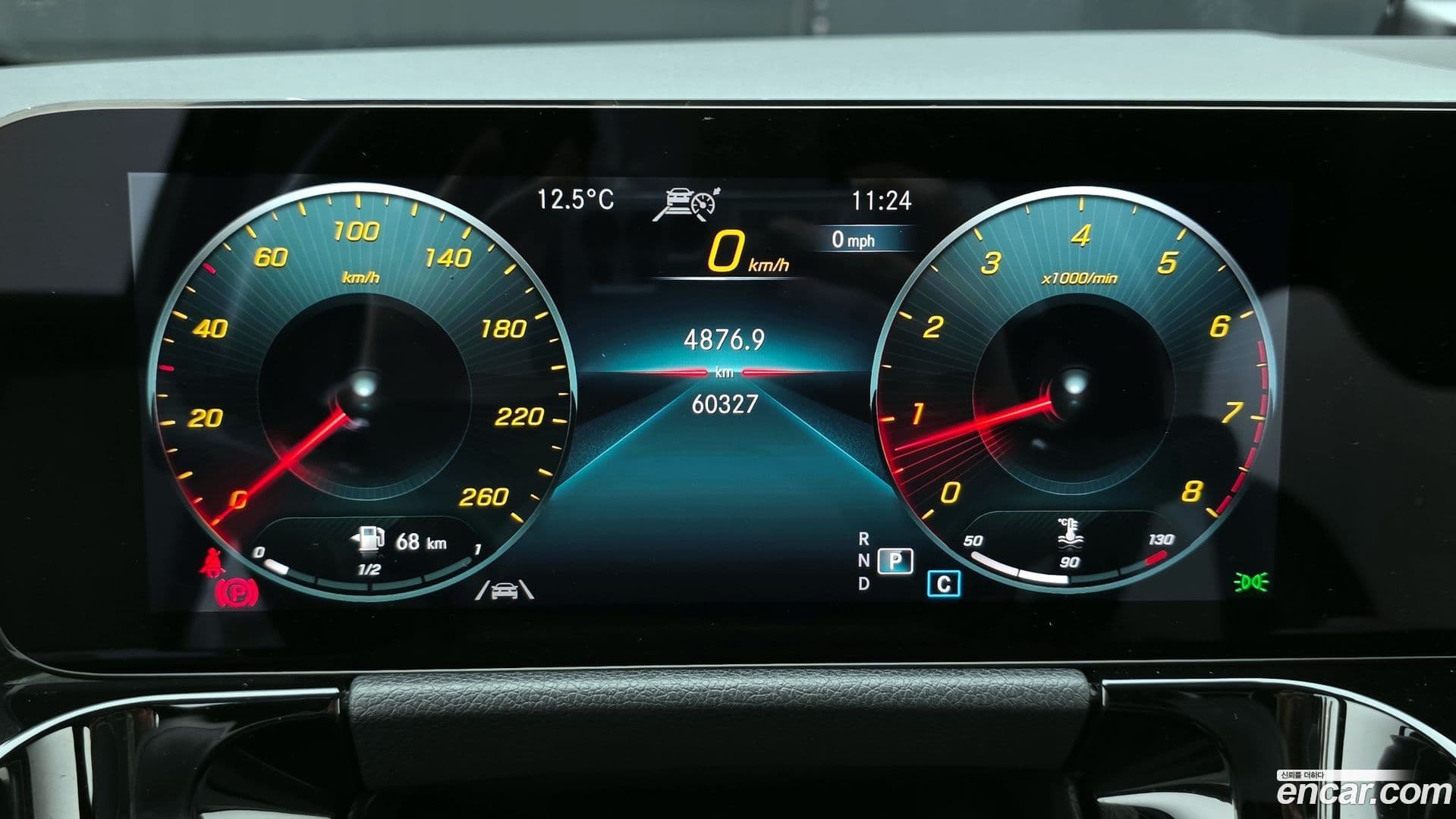 Main__Slider__Photo:GLA-Class Mercedes-Benz 2020.11-7