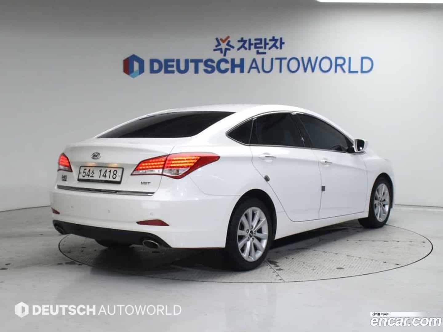 i40 Hyundai 2012.11-OUTER-002