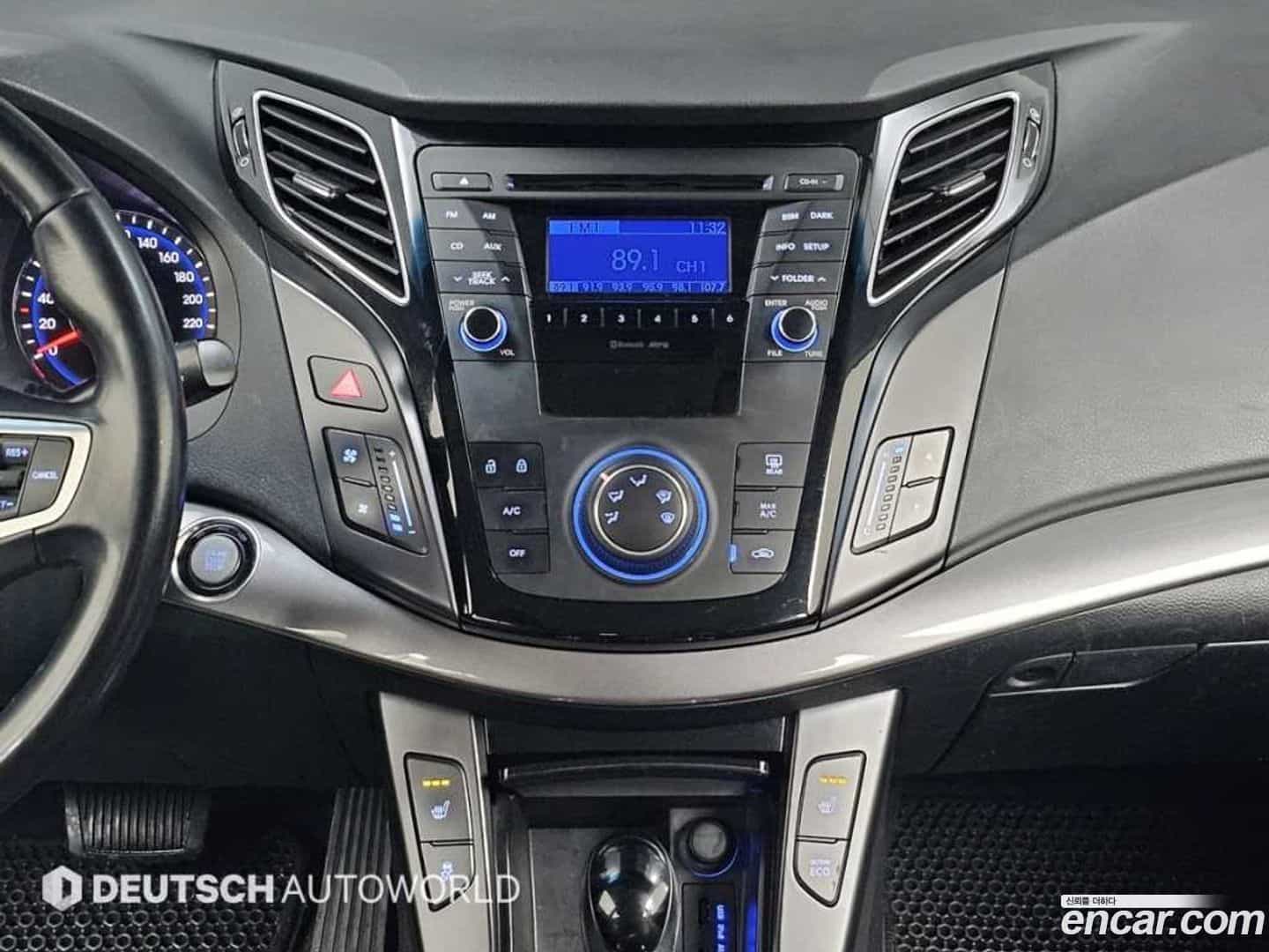 i40 Hyundai 2012.11-OPTION-018