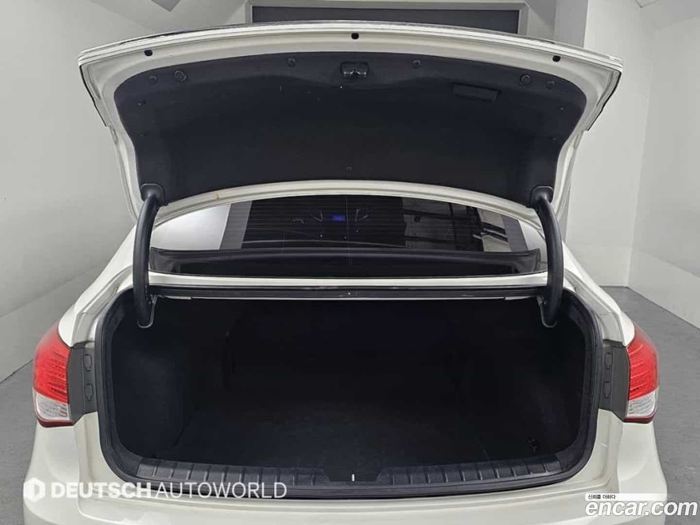 i40 Hyundai 2012.11-OPTION-024