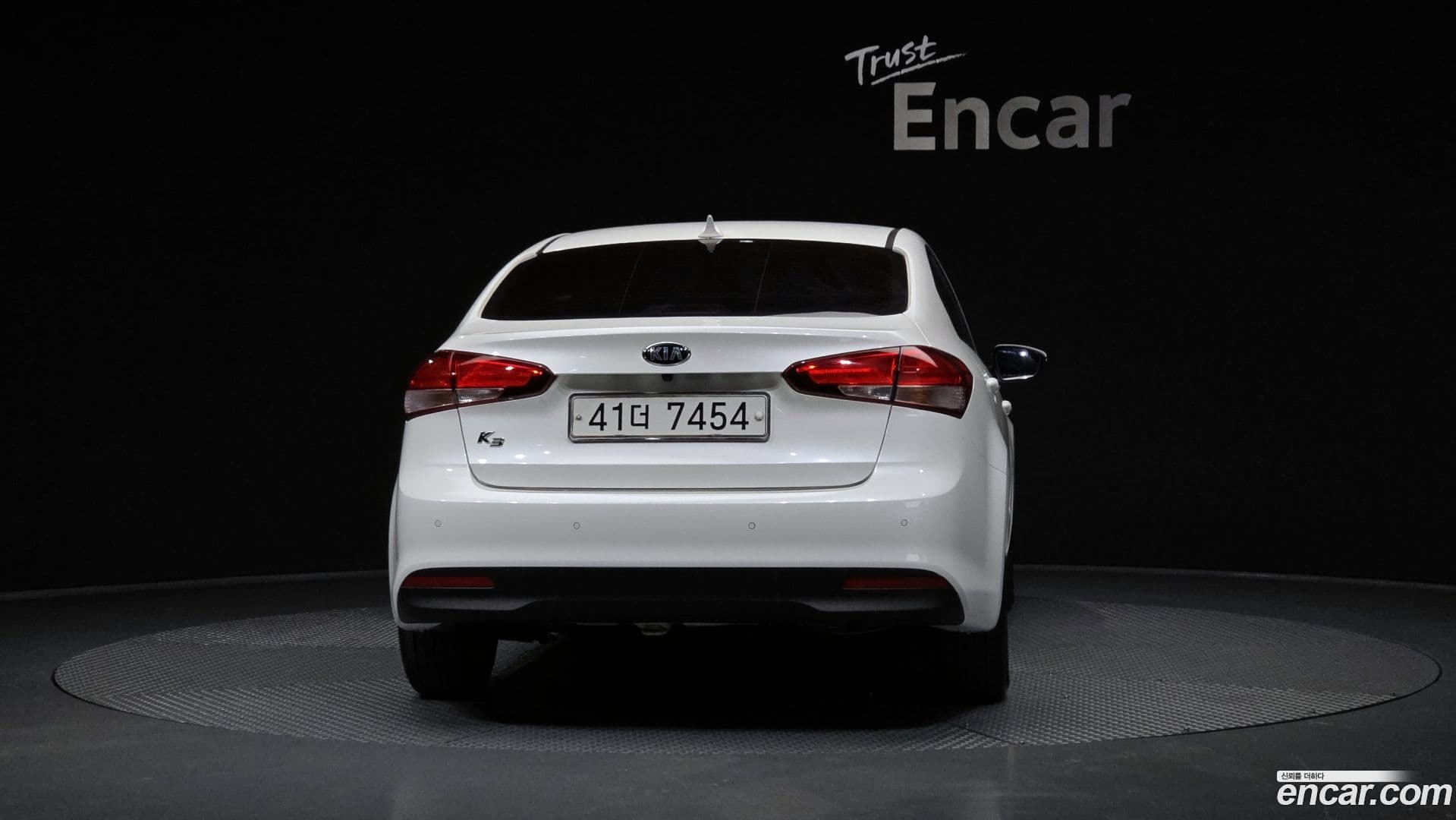 Main__Slider__Photo:K3 Kia 2016.2-3