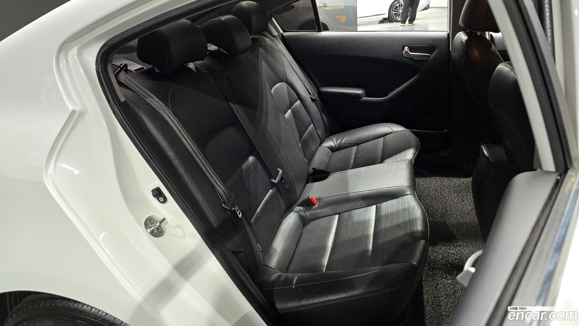 Main__Slider__Photo:K3 Kia 2016.2-11