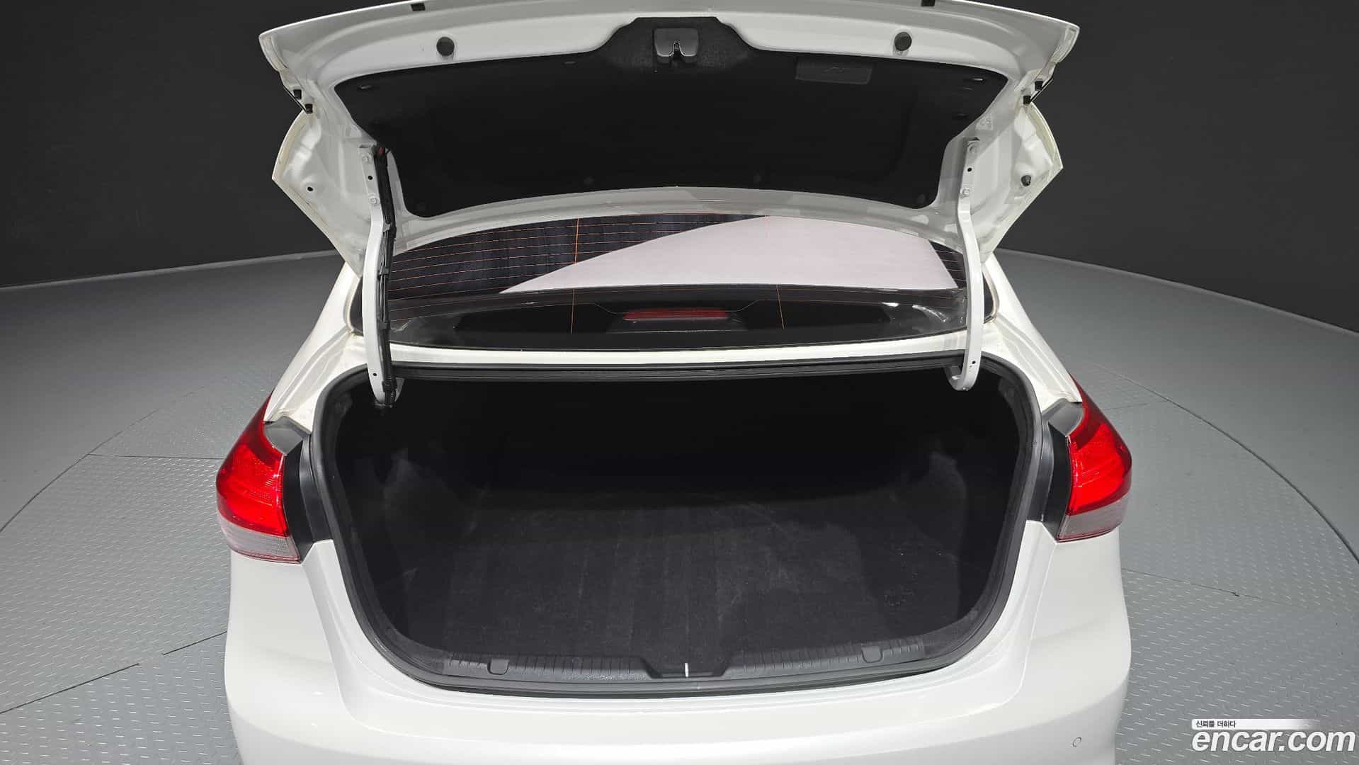 K3 Kia 2016.2-OPTION-024