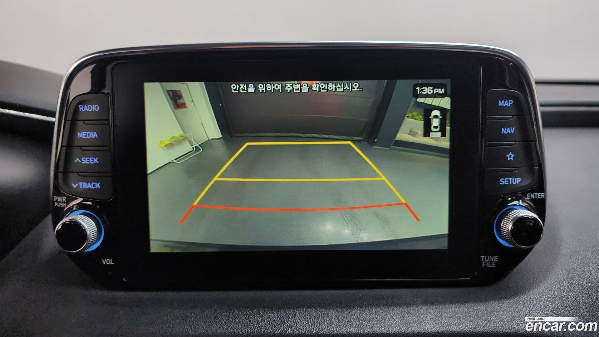 Main__Slider__Photo:Santafe Hyundai 2020.3-11