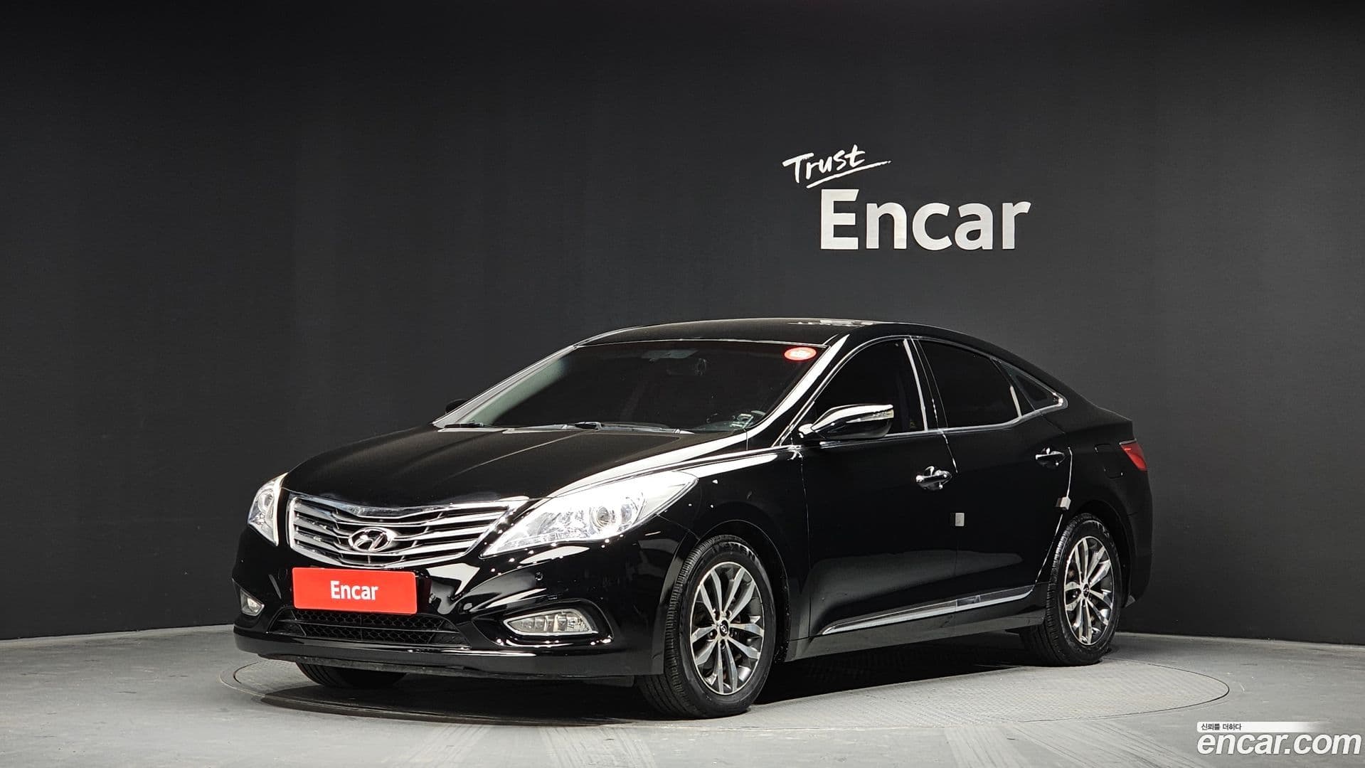 Main__Slider__Photo:Grandeur Hyundai 2011.6-0