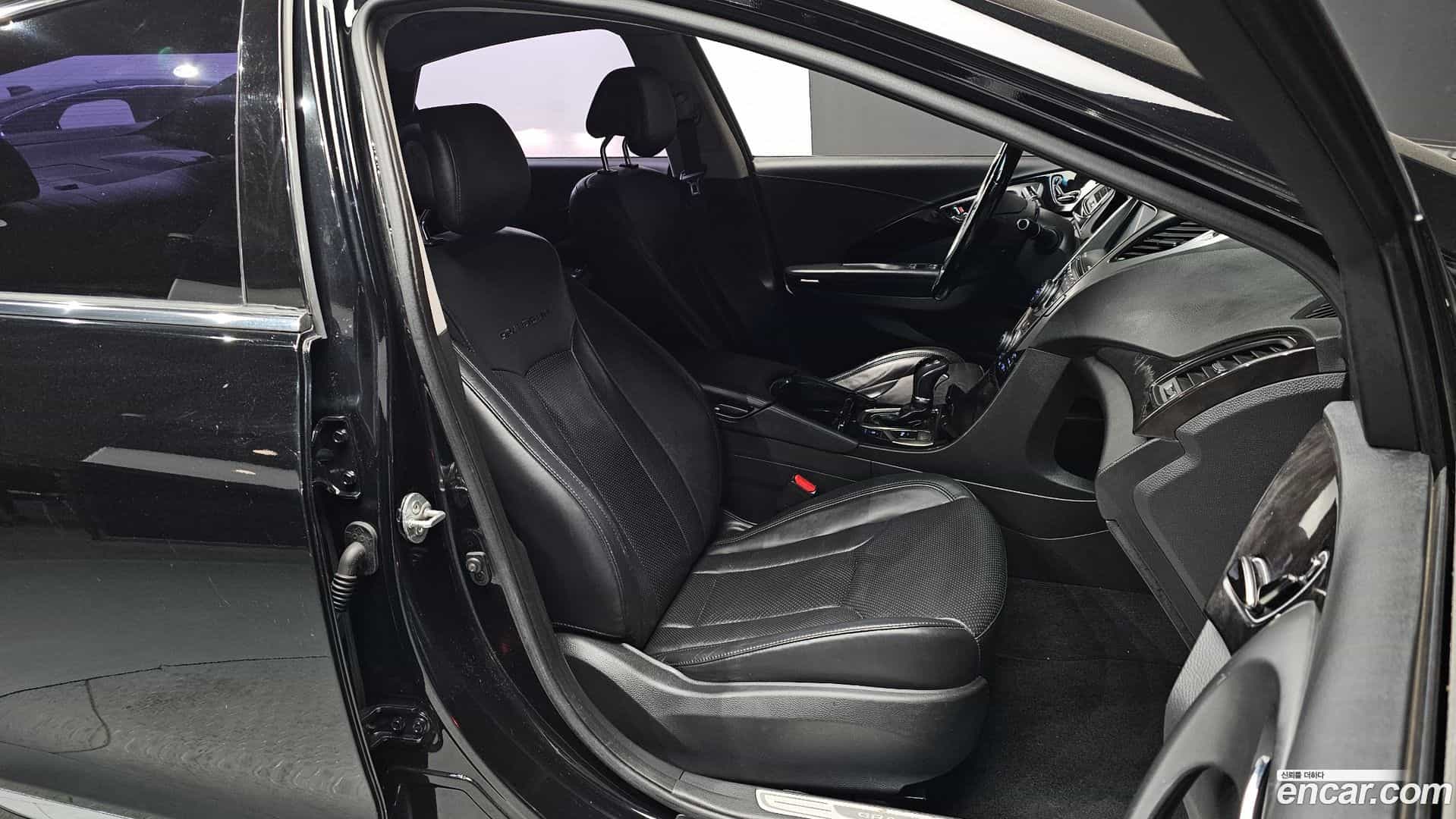 Grandeur Hyundai 2011.6-INNER-010