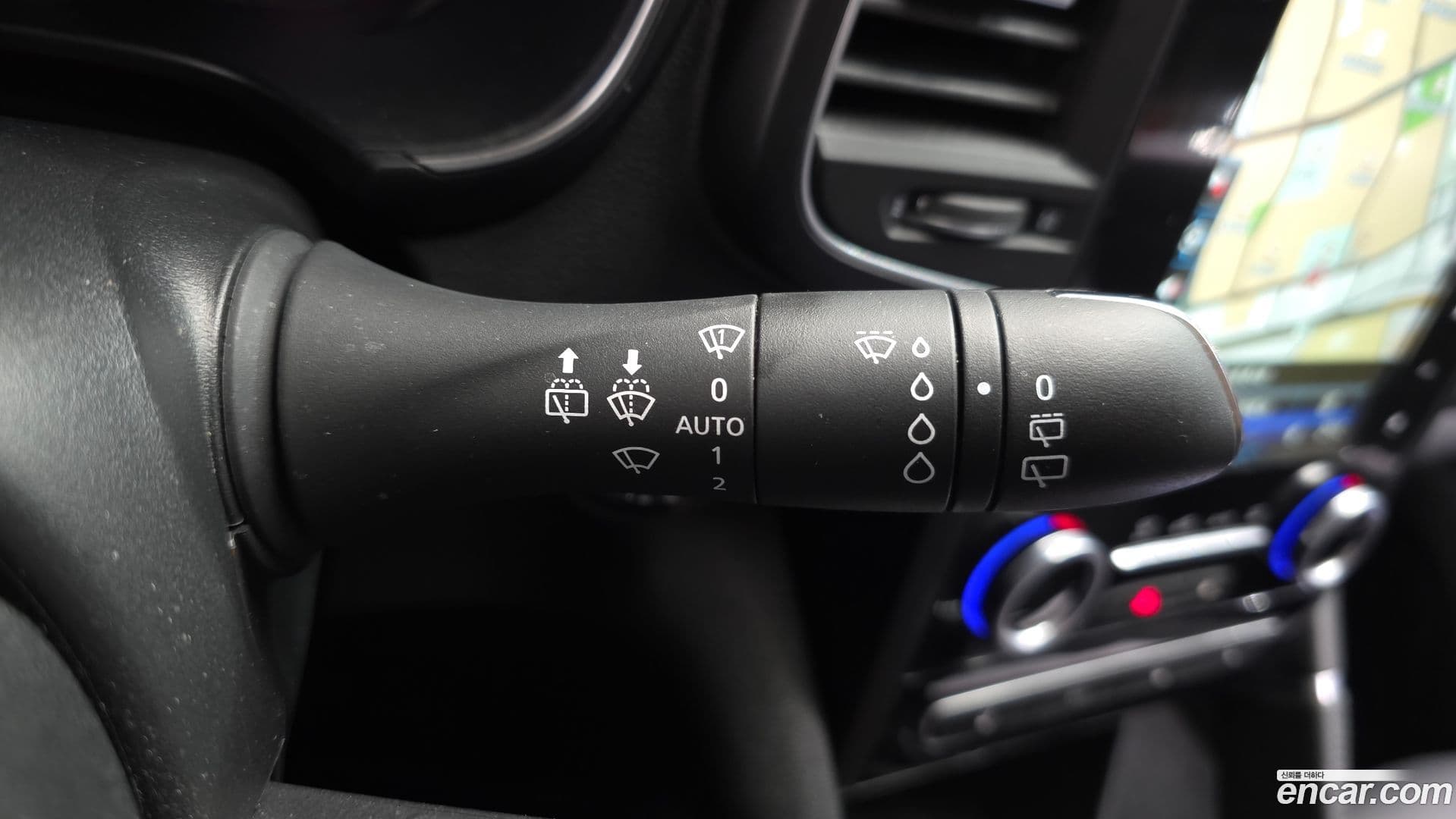 Main__Slider__Photo:QM6 Renault-KoreaSamsung 2020.8-13