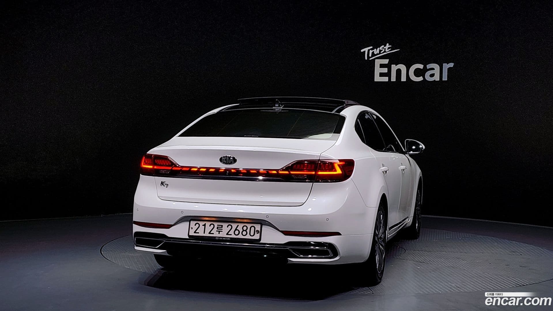 Main__Slider__Photo:K7 Kia 2019.7-3