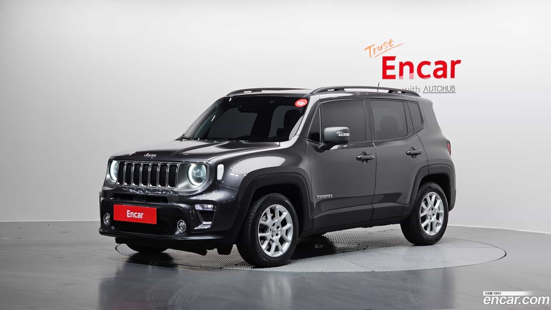 Renegade Jeep 2021.11-OUTER-001