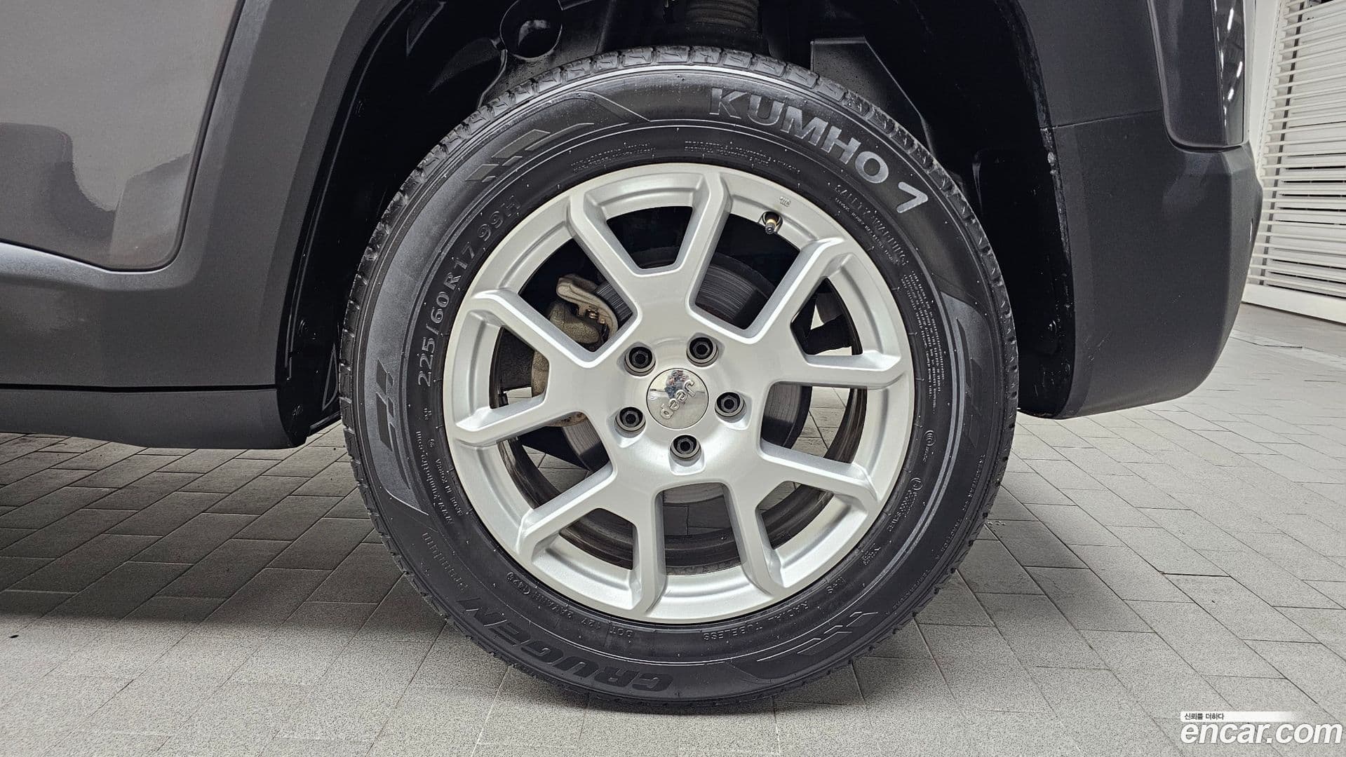 Main__Slider__Photo:Renegade Jeep 2021.11-4