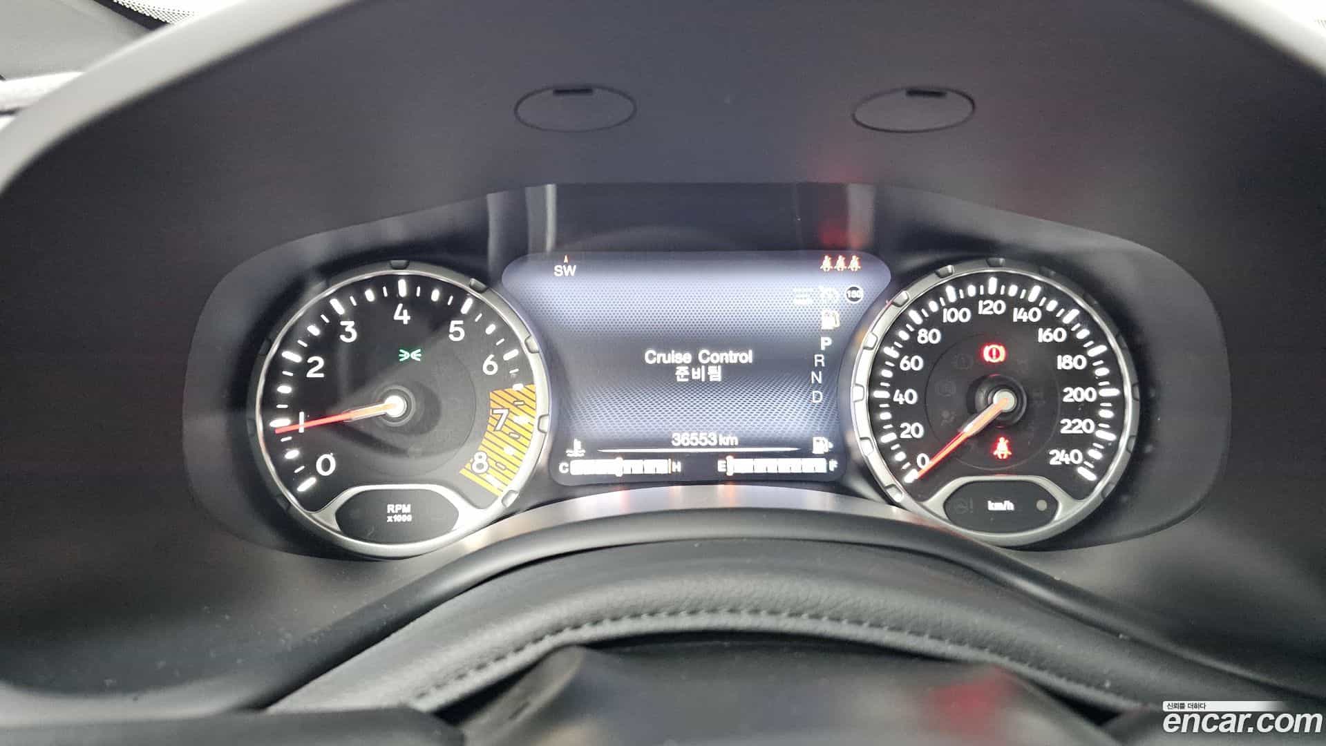 Renegade Jeep 2021.11-INNER-008