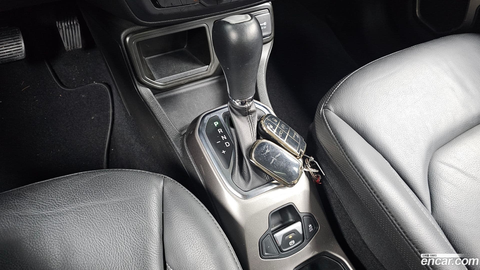 Main__Slider__Photo:Renegade Jeep 2021.11-8