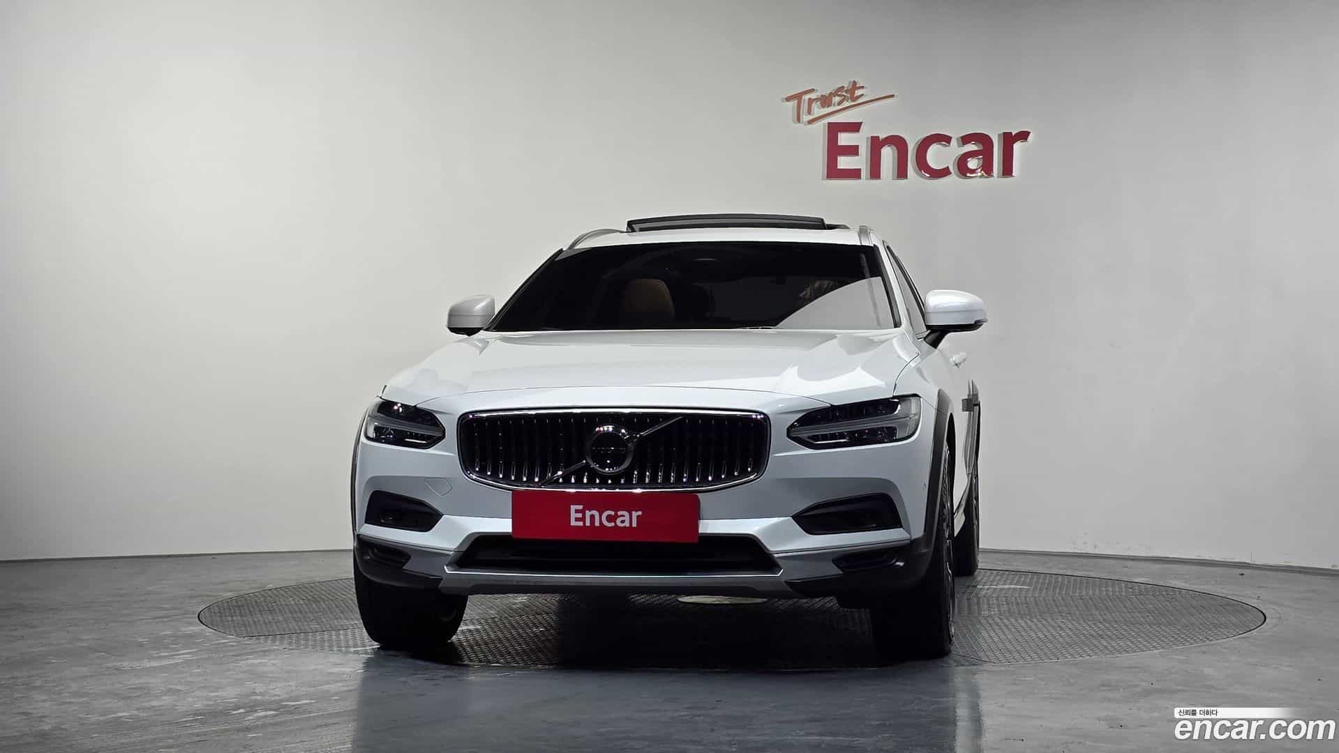 V90 Volvo 2023.0-OUTER-003