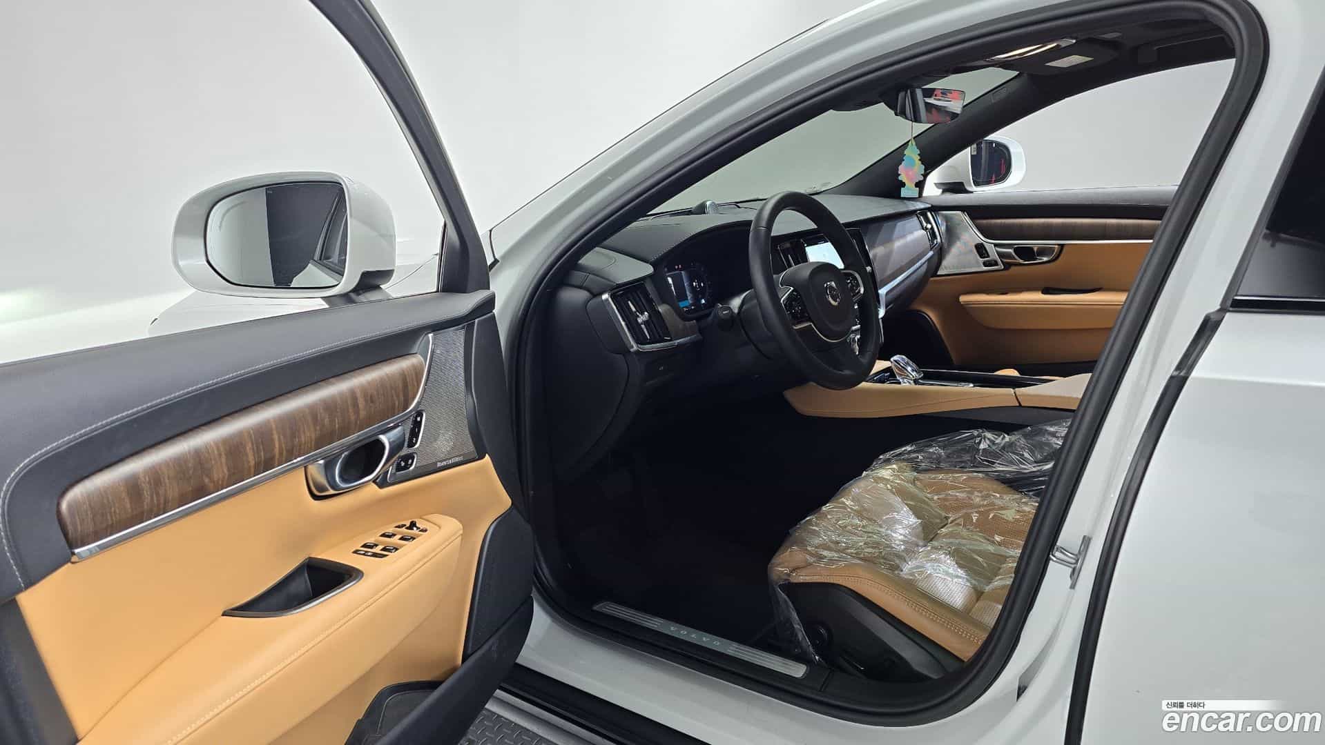 V90 Volvo 2023.0-INNER-010