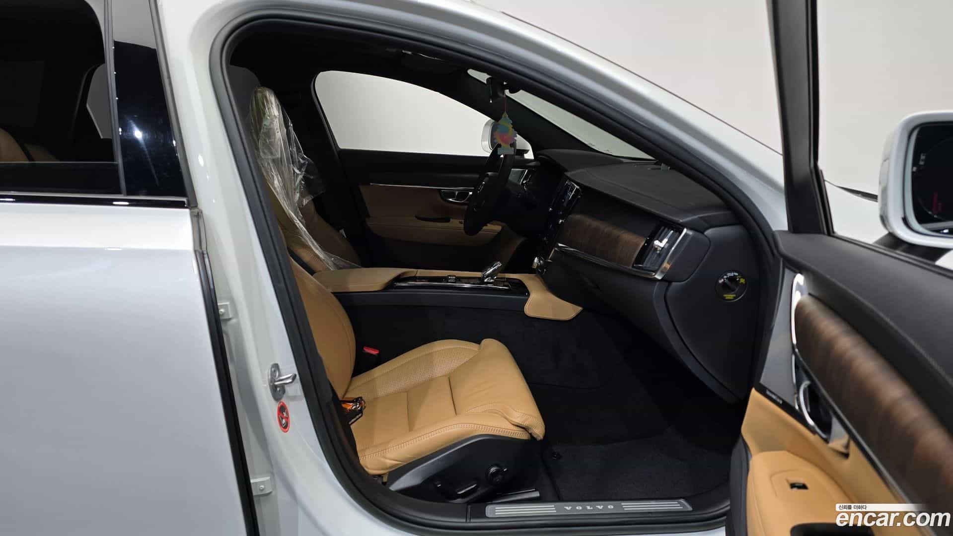 V90 Volvo 2023.0-OPTION-015