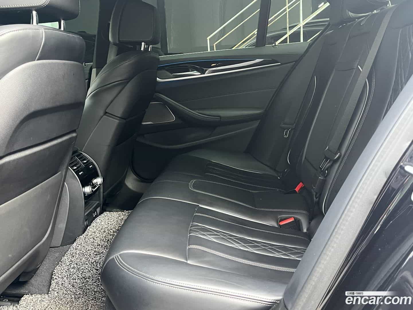 5-Series BMW 2022.1-INNER-010