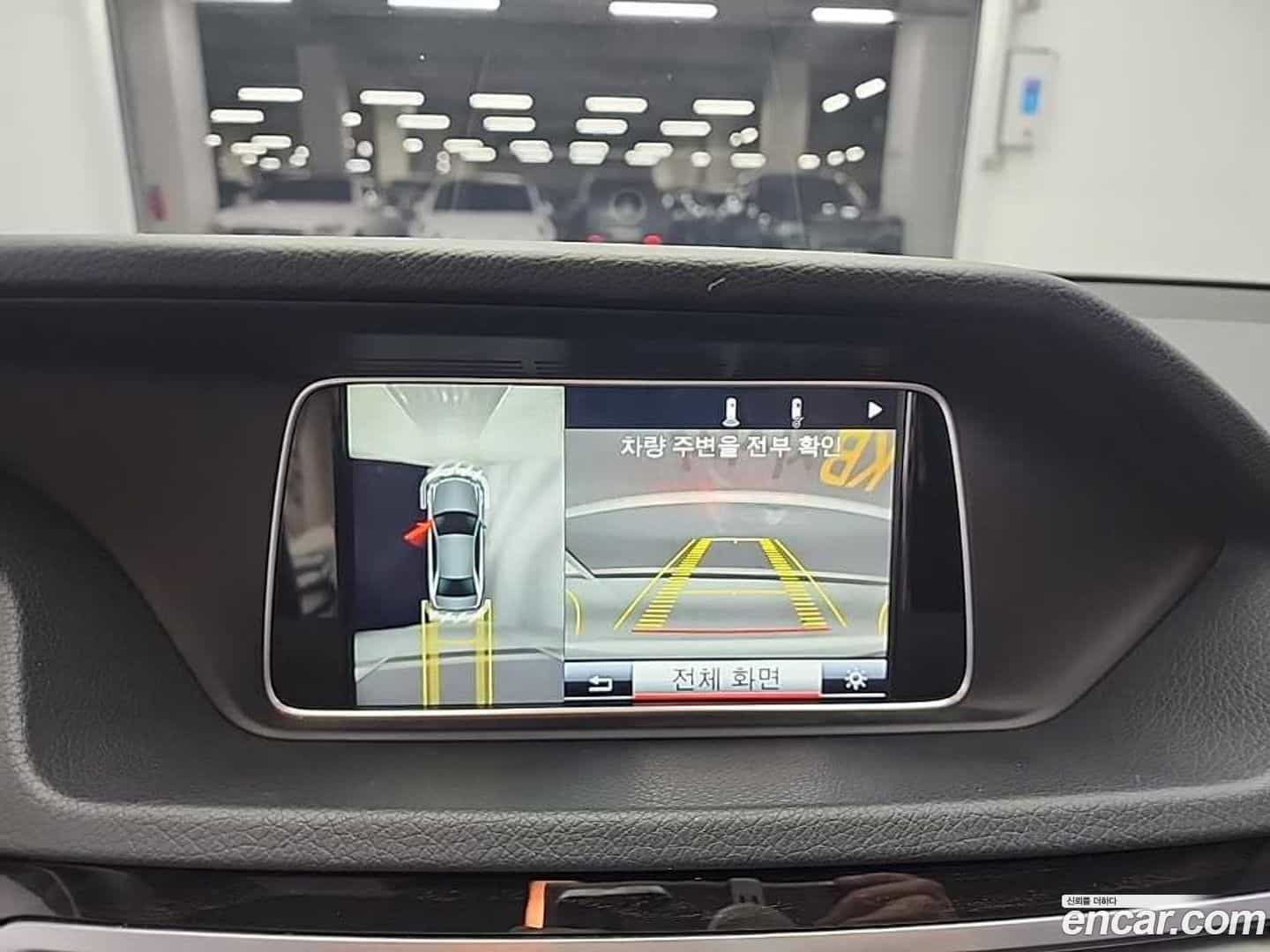 E-Class Mercedes-Benz 2015.4-OPTION-021