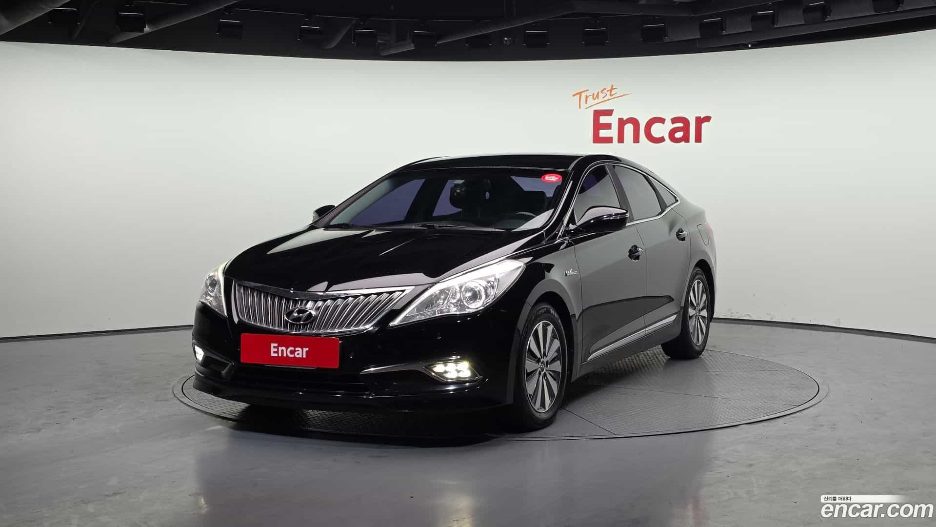 Grandeur Hyundai 2015.4-OUTER-001