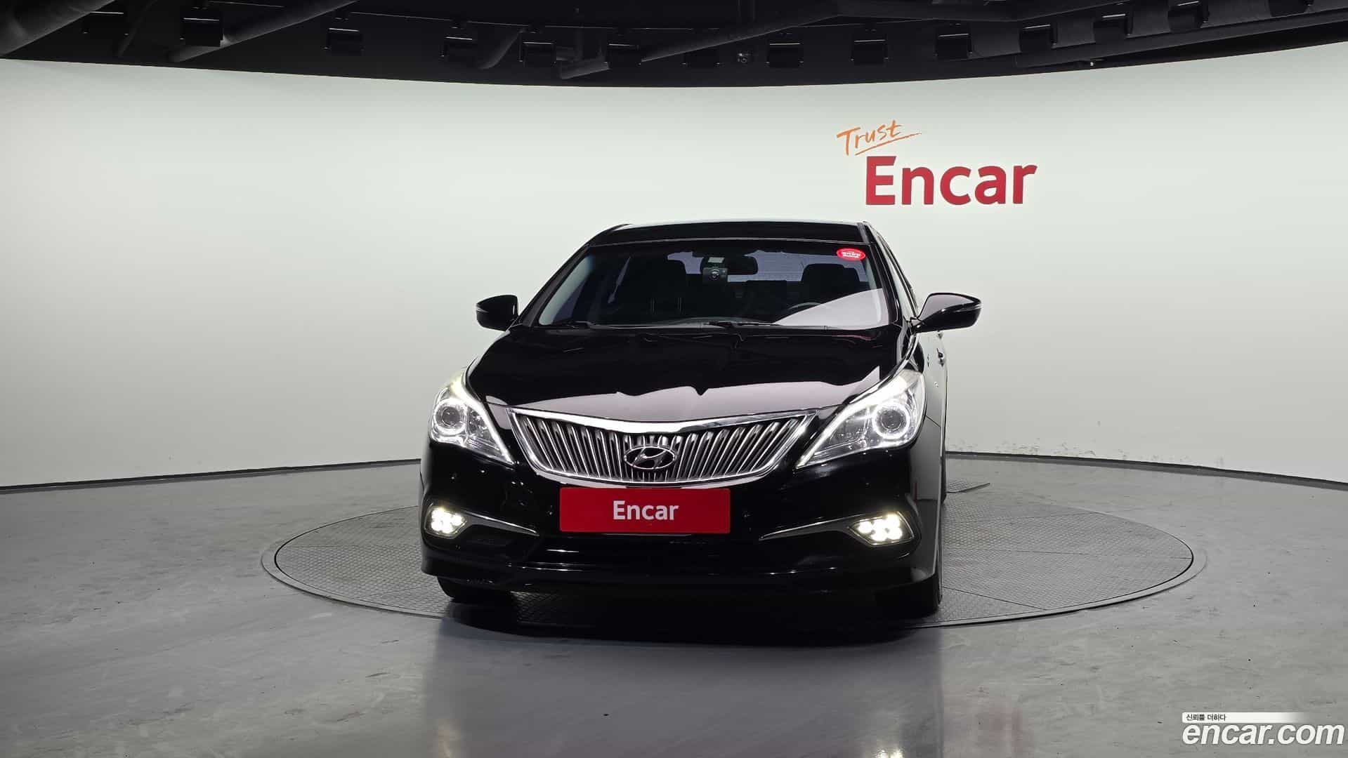 Grandeur Hyundai 2015.4-OUTER-003