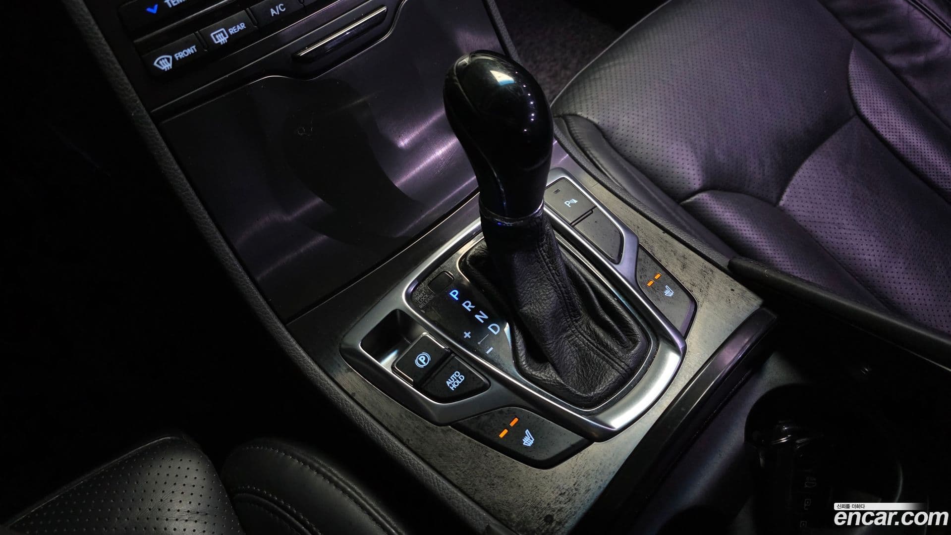 Main__Slider__Photo:Grandeur Hyundai 2015.4-8