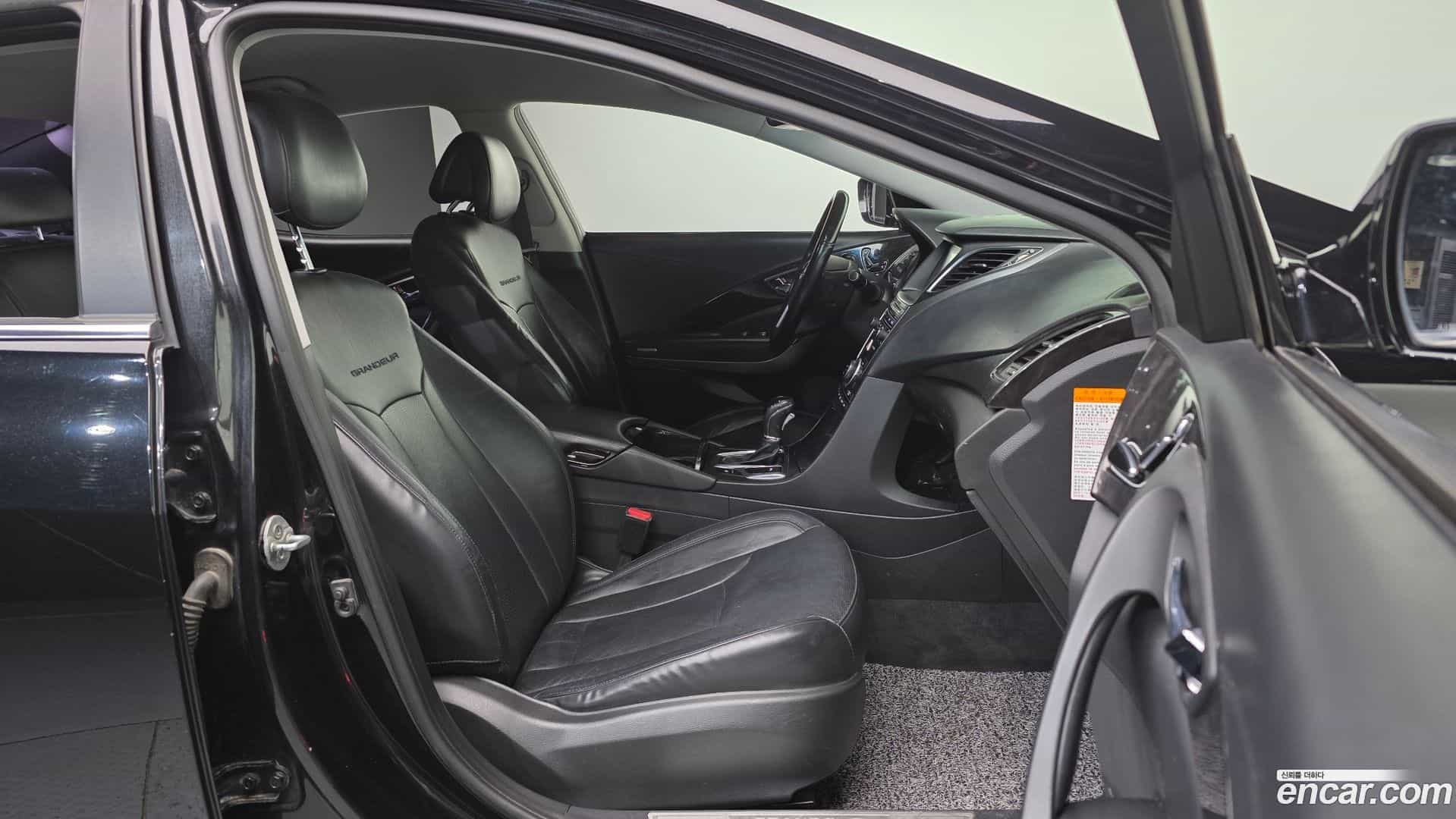 Grandeur Hyundai 2015.4-OPTION-015