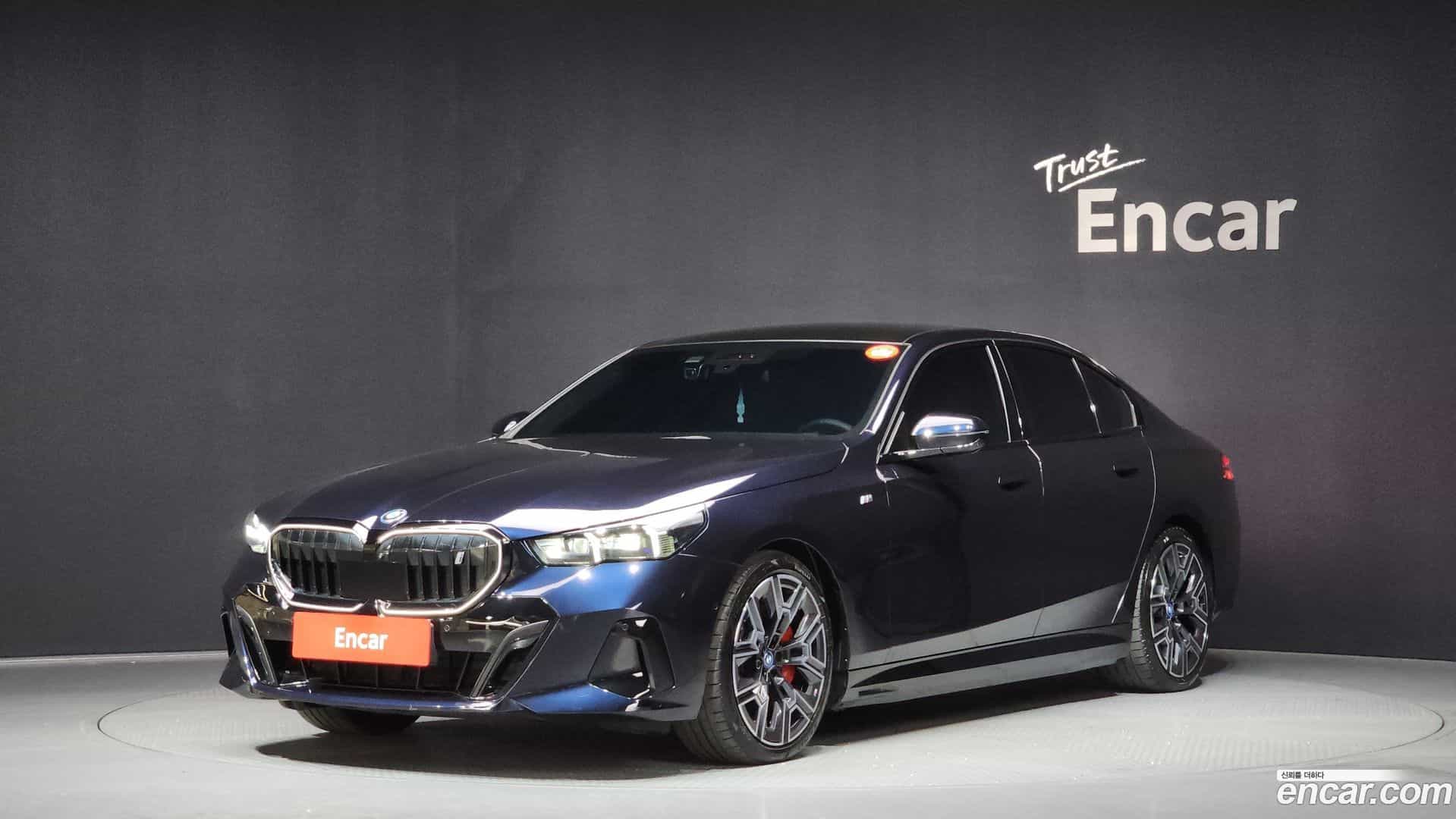 i5 BMW 2024.3-OUTER-001