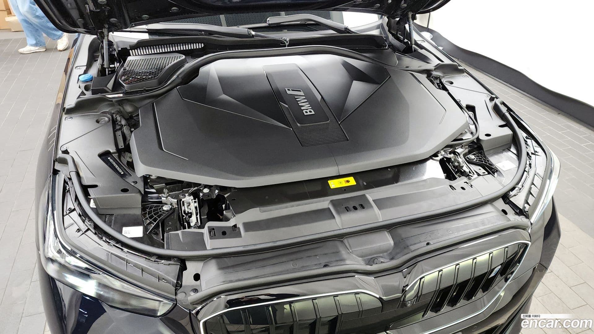 Main__Slider__Photo:i5 BMW 2024.3-5