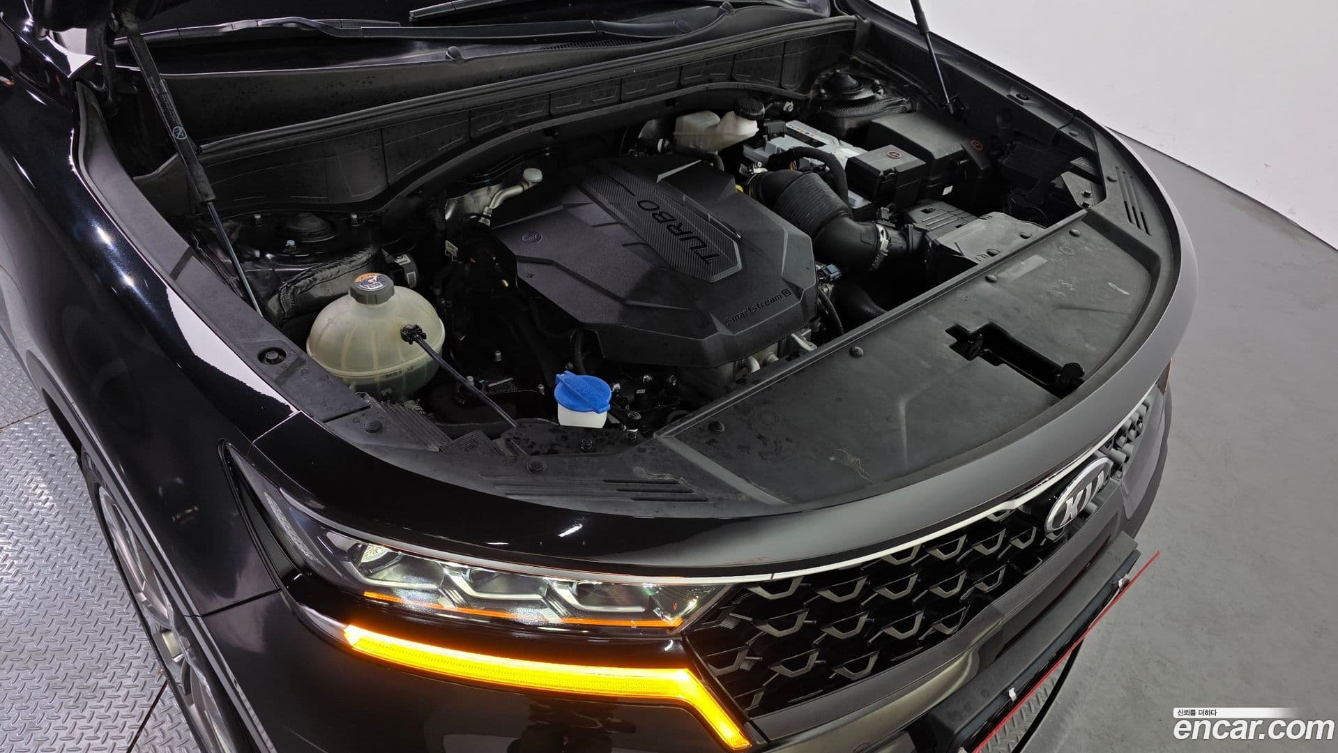 Main__Slider__Photo:Sorento Kia 2020.4-5