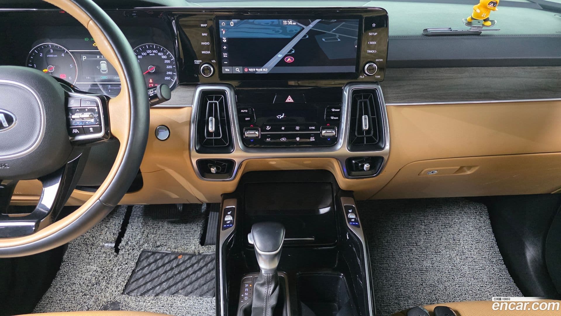 Main__Slider__Photo:Sorento Kia 2020.4-14