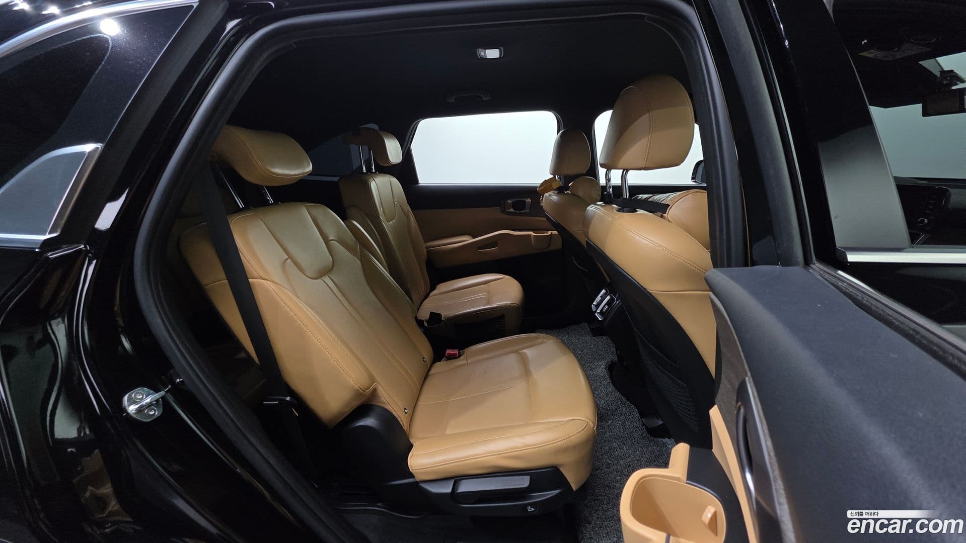 Main__Slider__Photo:Sorento Kia 2020.4-18