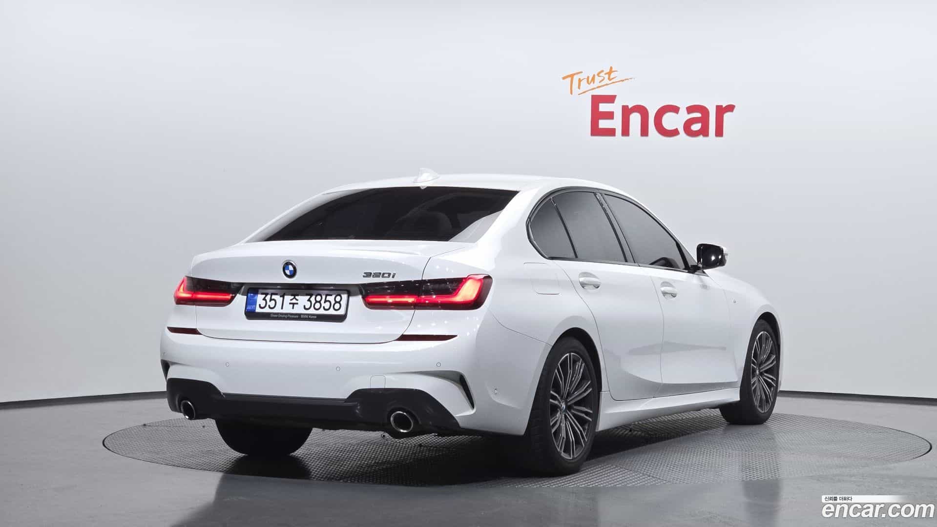 3-Series BMW 2022.2-OUTER-002