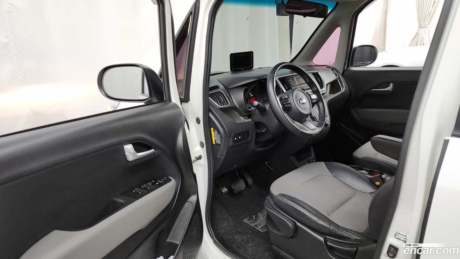 RAY Kia 2019.2-INNER-010