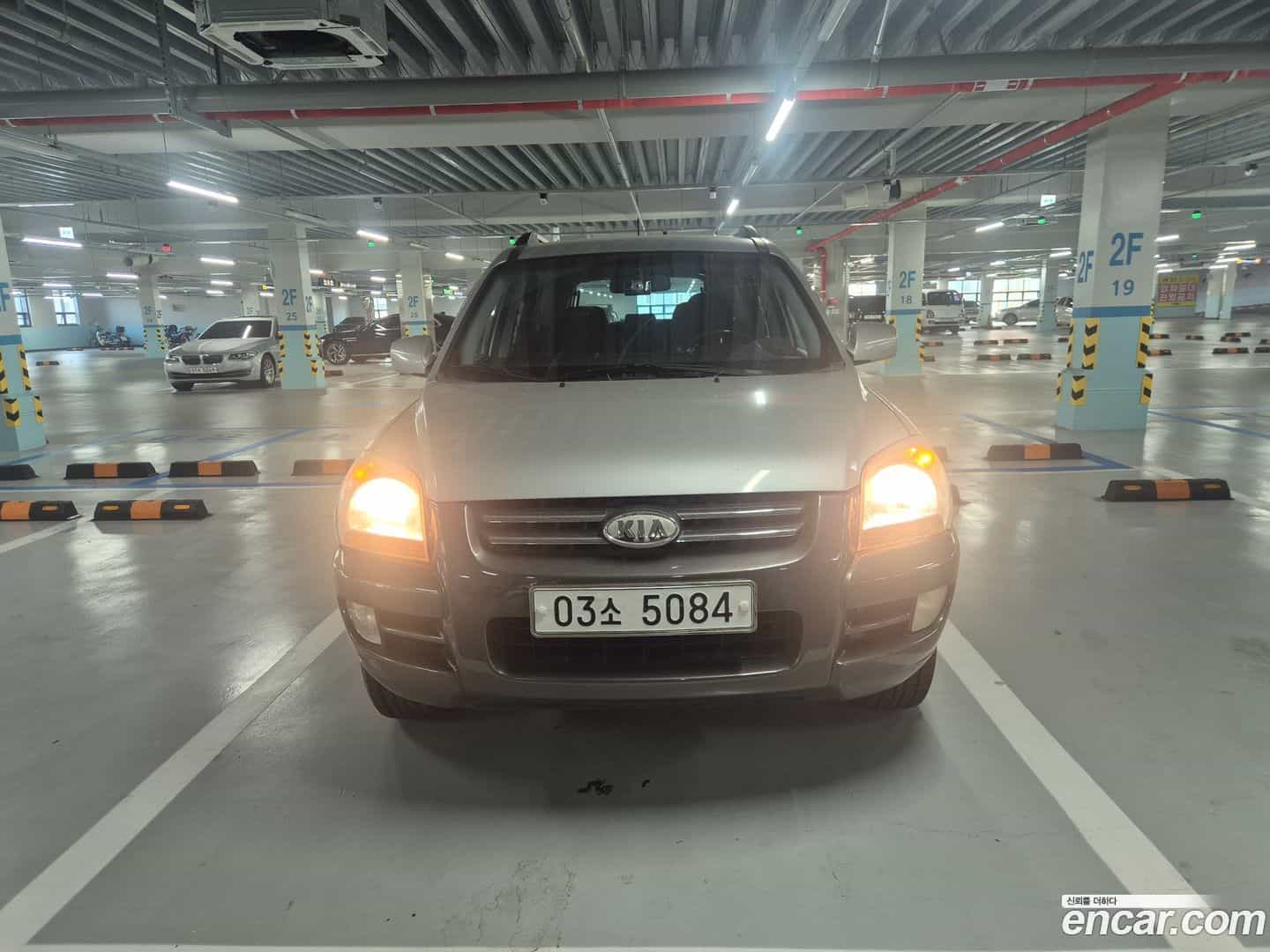 Sportage Kia 2005.10-OUTER-001