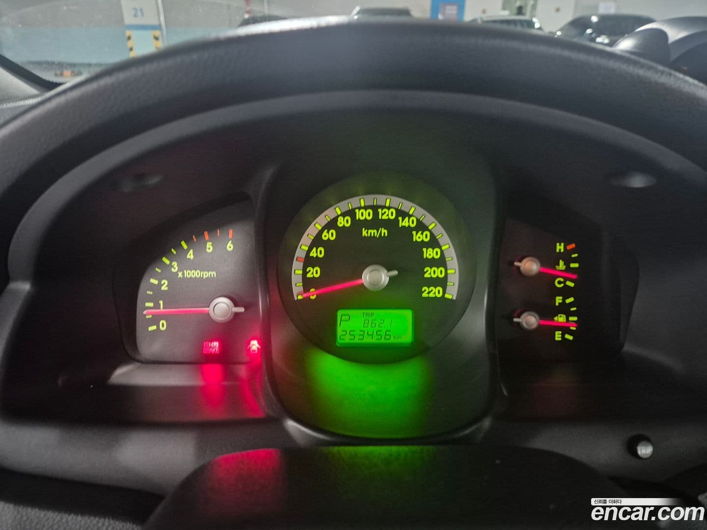 Main__Slider__Photo:Sportage Kia 2005.10-8