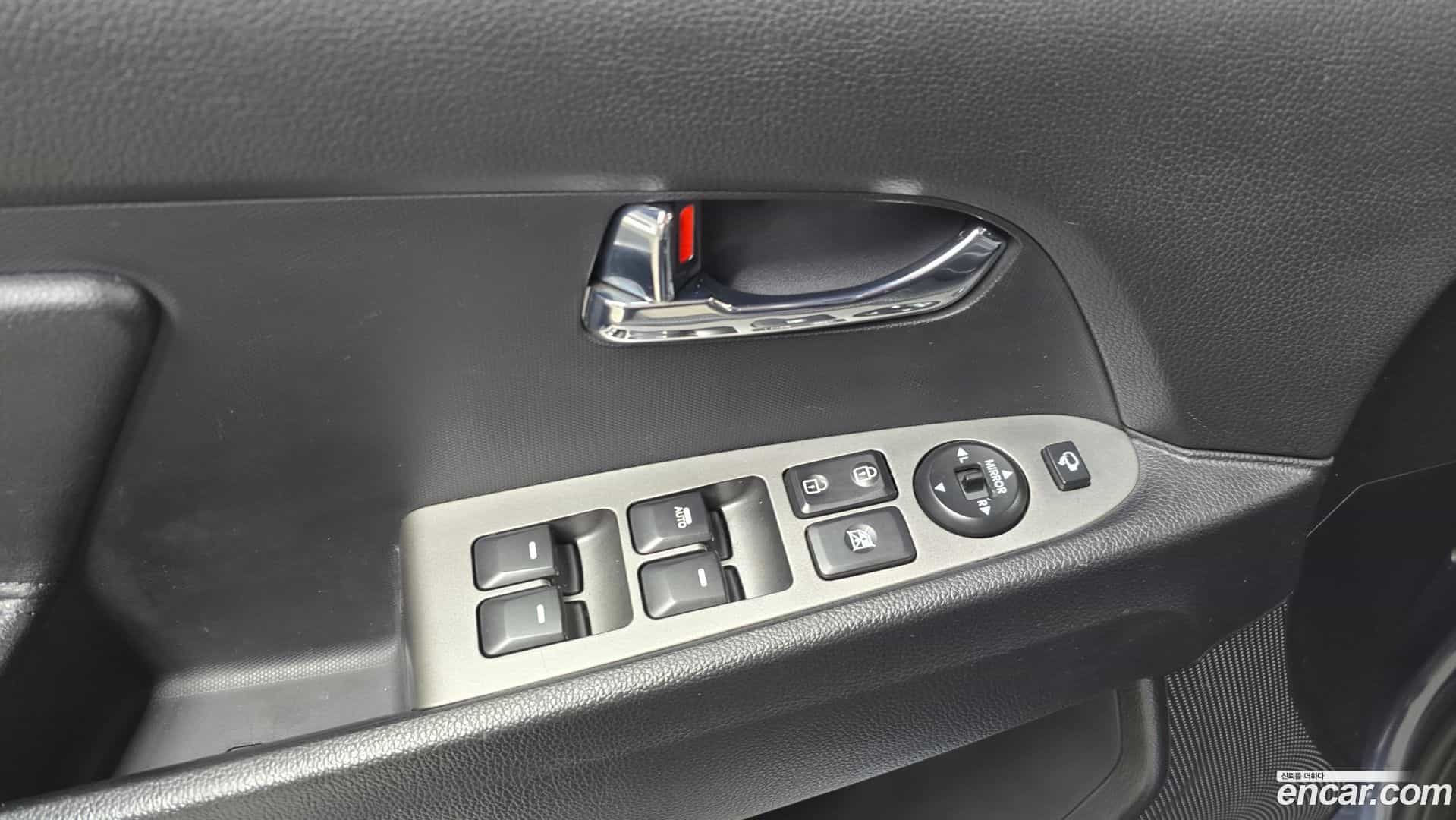 Sportage Kia 2014.10-OPTION-021