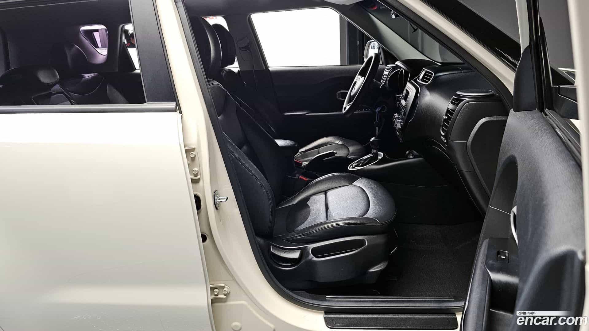 Soul Kia 2014.2-INNER-010
