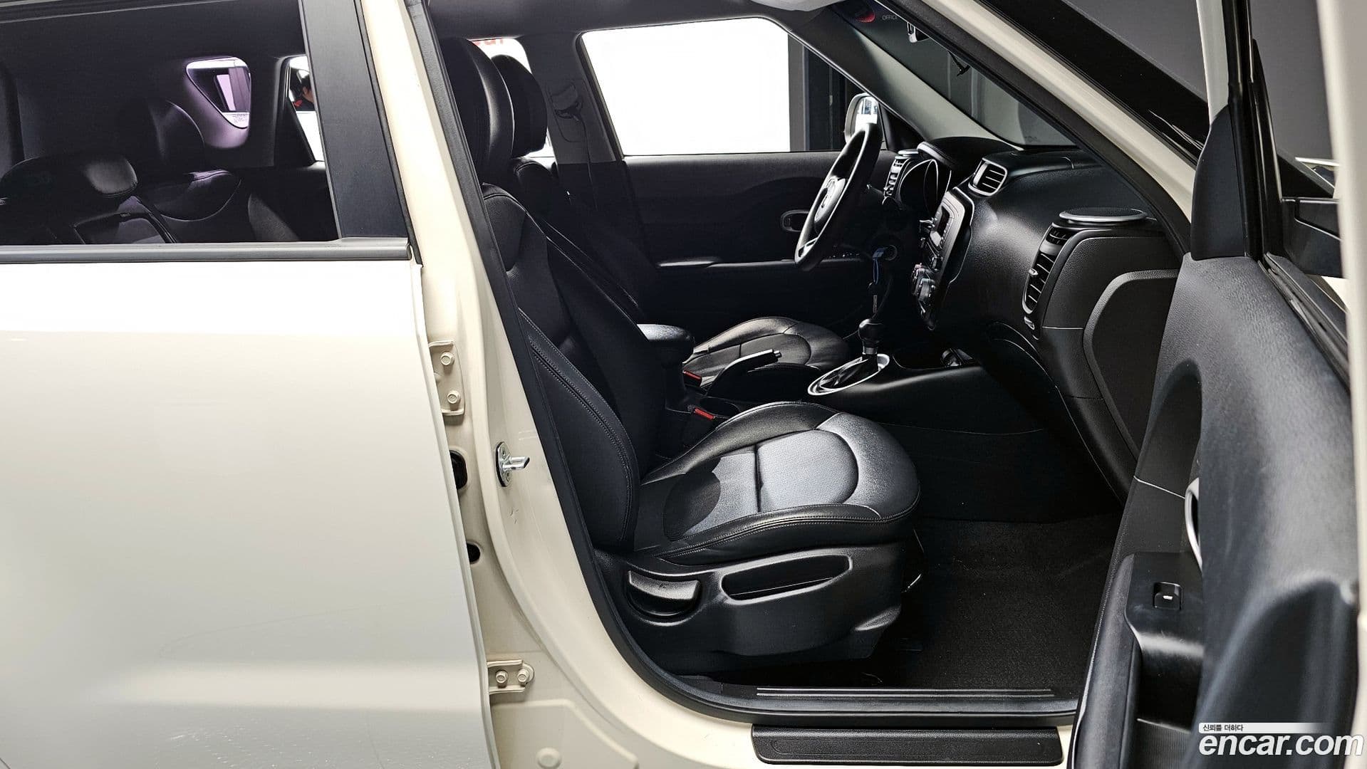 Main__Slider__Photo:Soul Kia 2014.2-9