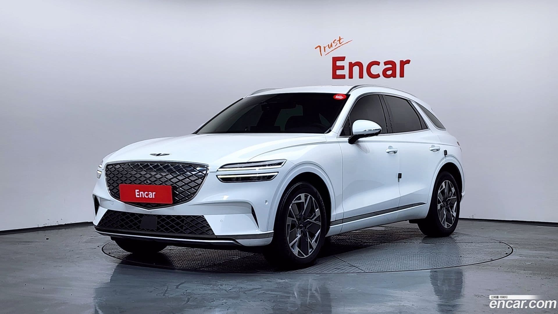 Main__Slider__Photo:GV70 Genesis 2022.3-0