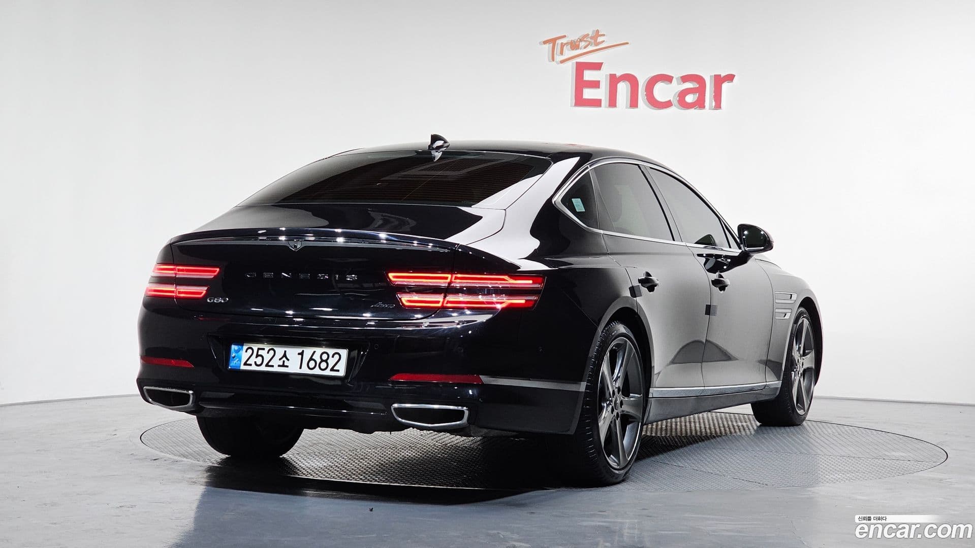 Main__Slider__Photo:G80 Genesis 2022.0-1