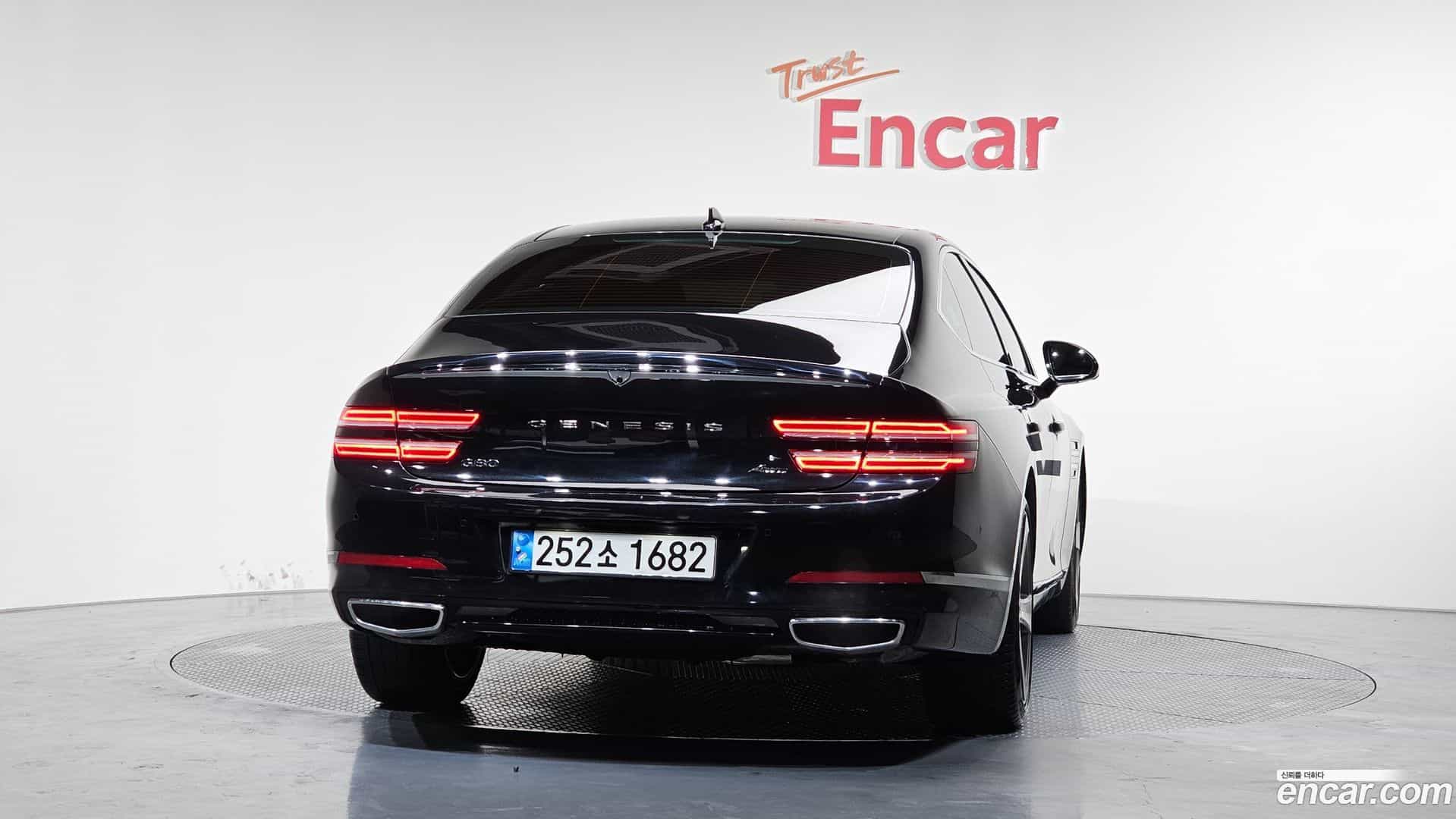 G80 Genesis 2022.0-OUTER-004