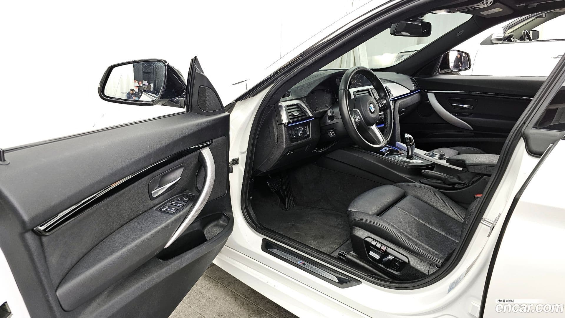 Main__Slider__Photo:Gran Turismo BMW 2020.7-9